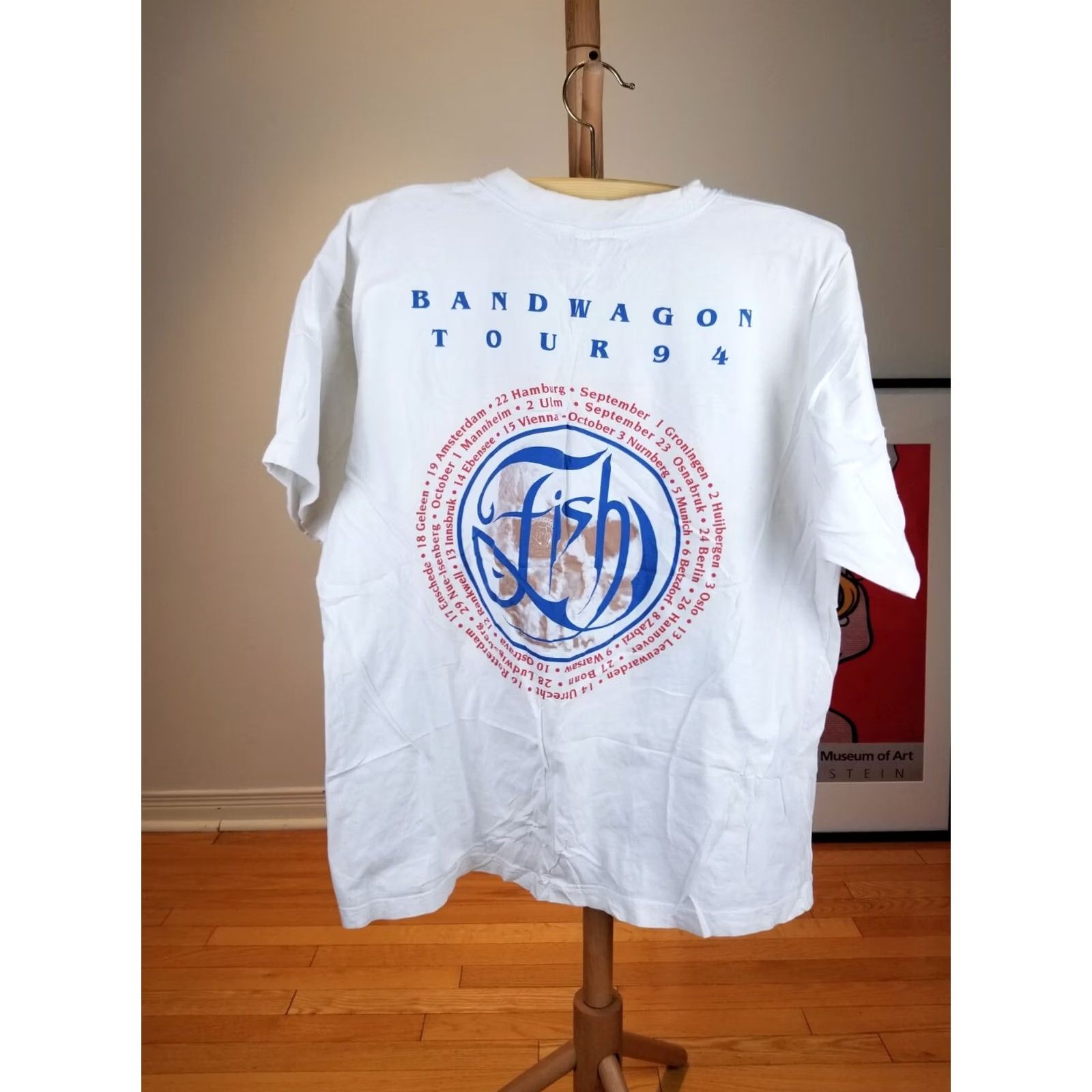 Vintage VINTAGE BANDWAGON FISH ROCK GROUP TOUR T-SHIRT XLARGE Men Shirt XL White 1994 Size US XL / EU 56 / 4 - 5 Thumbnail