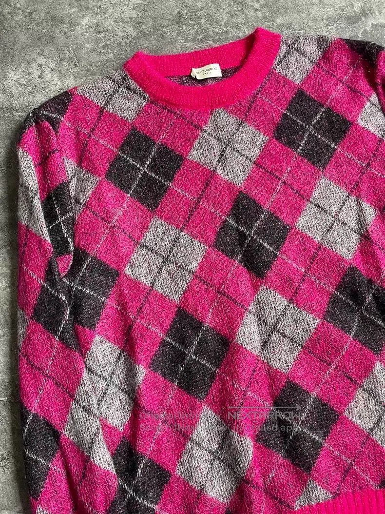 Saint Laurent Paris Saint Laurent Paris Pink Diamond Quilted Knit Sweater Size US L / EU 52-54 / 3 - 3 Thumbnail