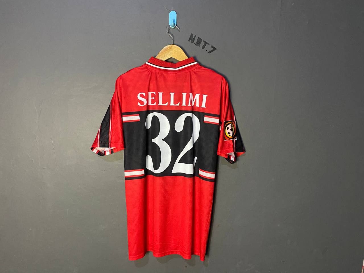 Other Freiburg home 2000 adek sellimi Size US XL / EU 56 / 4 - 2 Thumbnail