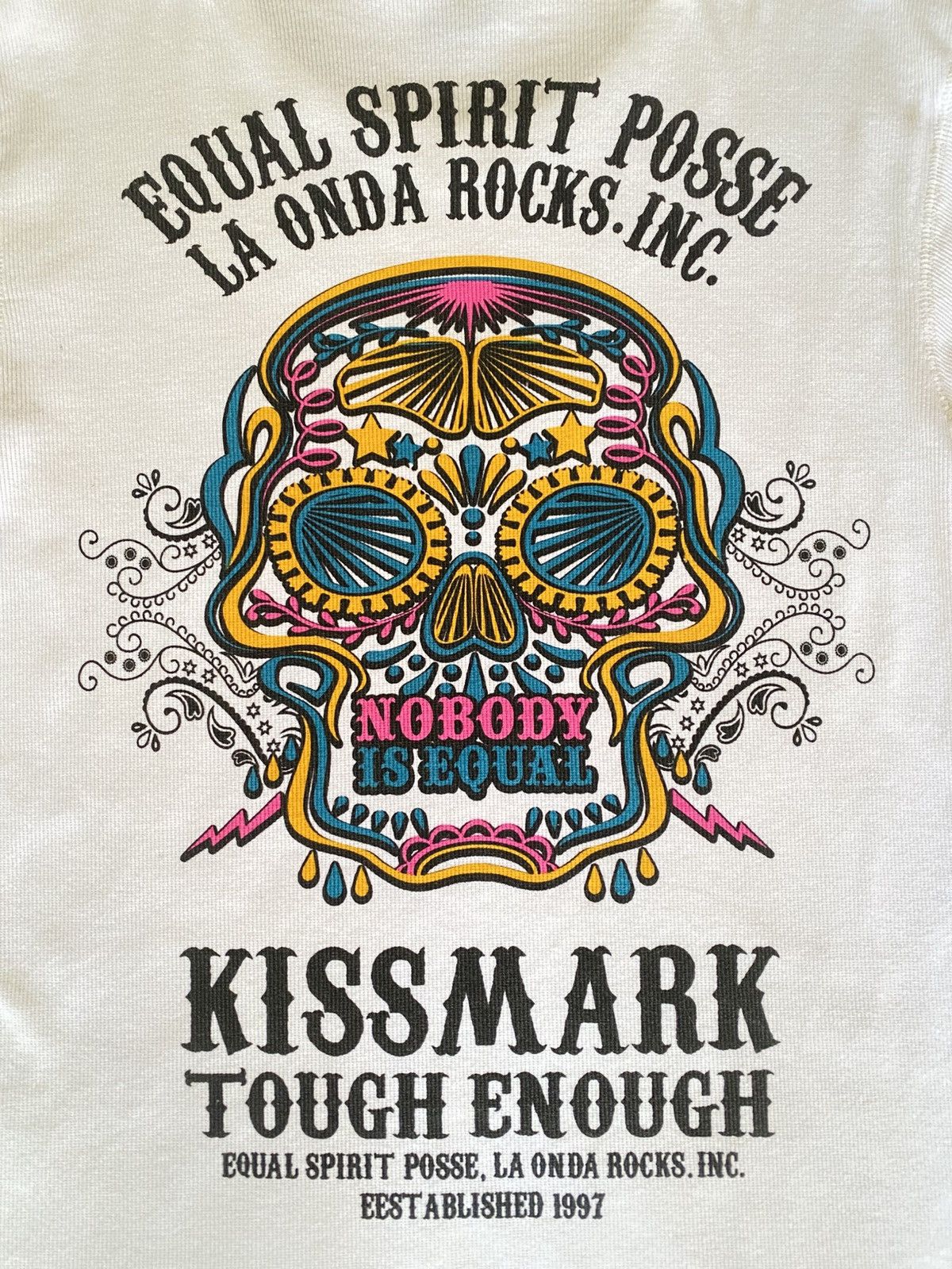 Japanese Brand Kissmark Nobody Is Equal Graphic Skull Tee Size US XS / EU 42 / 0 - 10 Thumbnail