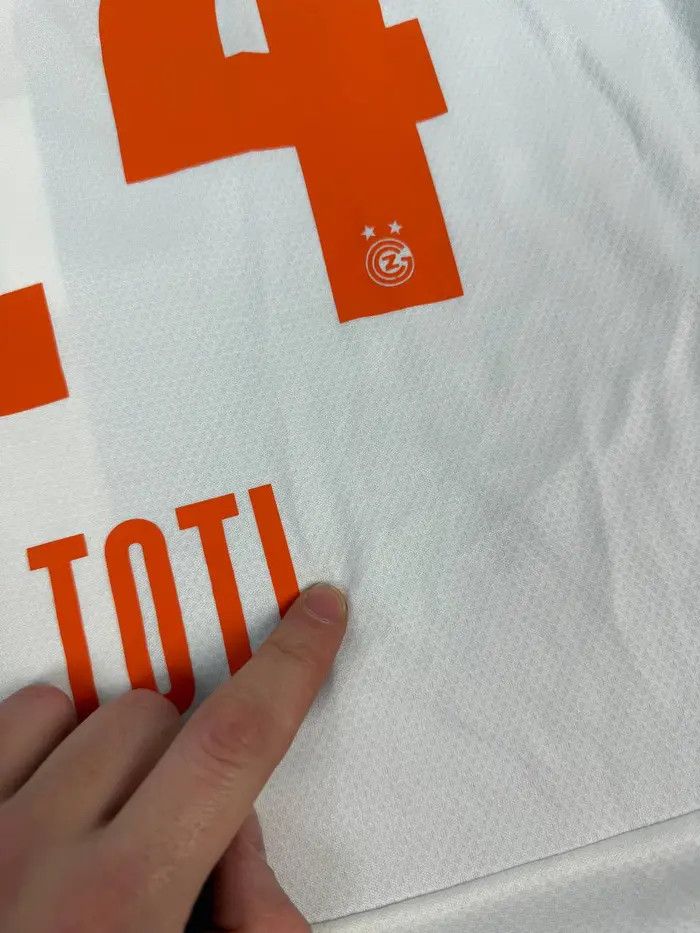 Puma Puma Grasshopper 2020 2021 Toti #24 Home Shirt Soccer Jersey Size US L / EU 52-54 / 3 - 16 Thumbnail