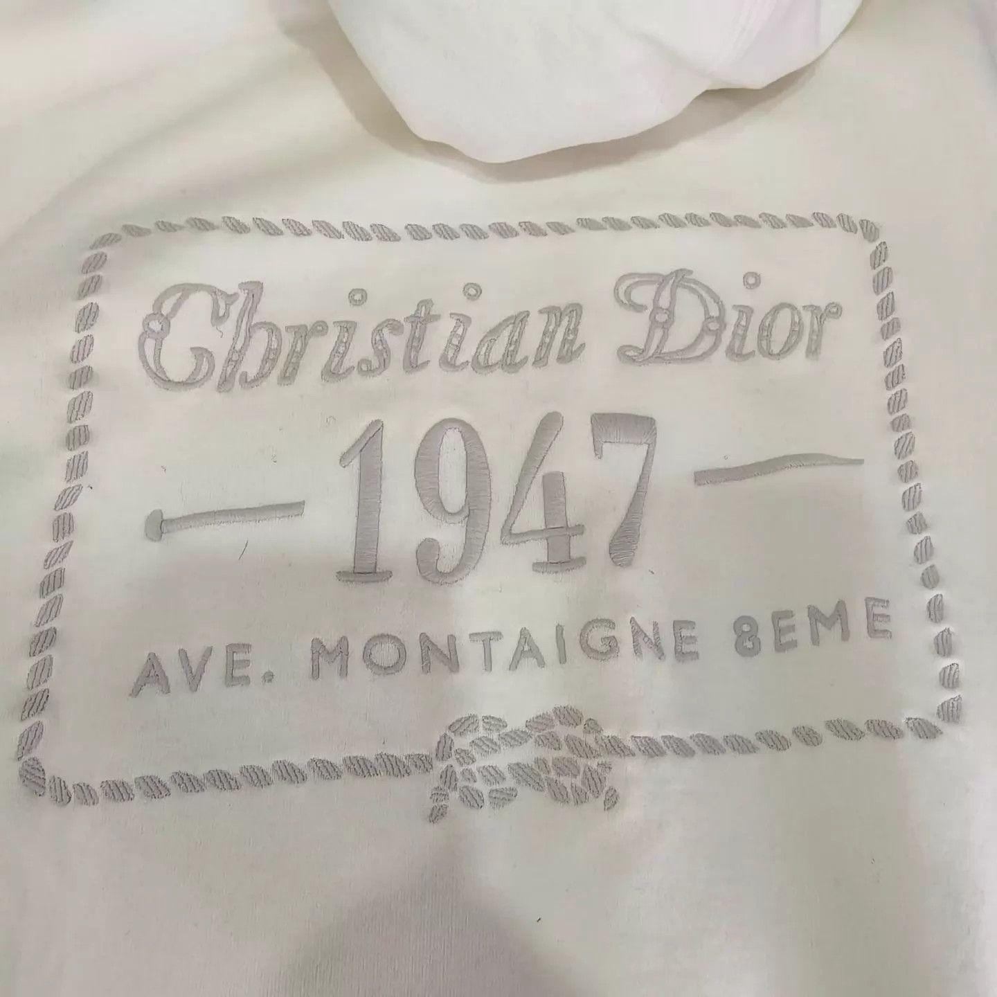 Dior Dior 1947 Embroidered Logo Cream Hoodie M Size M / US 6-8 / IT 42-44 - 4 Thumbnail