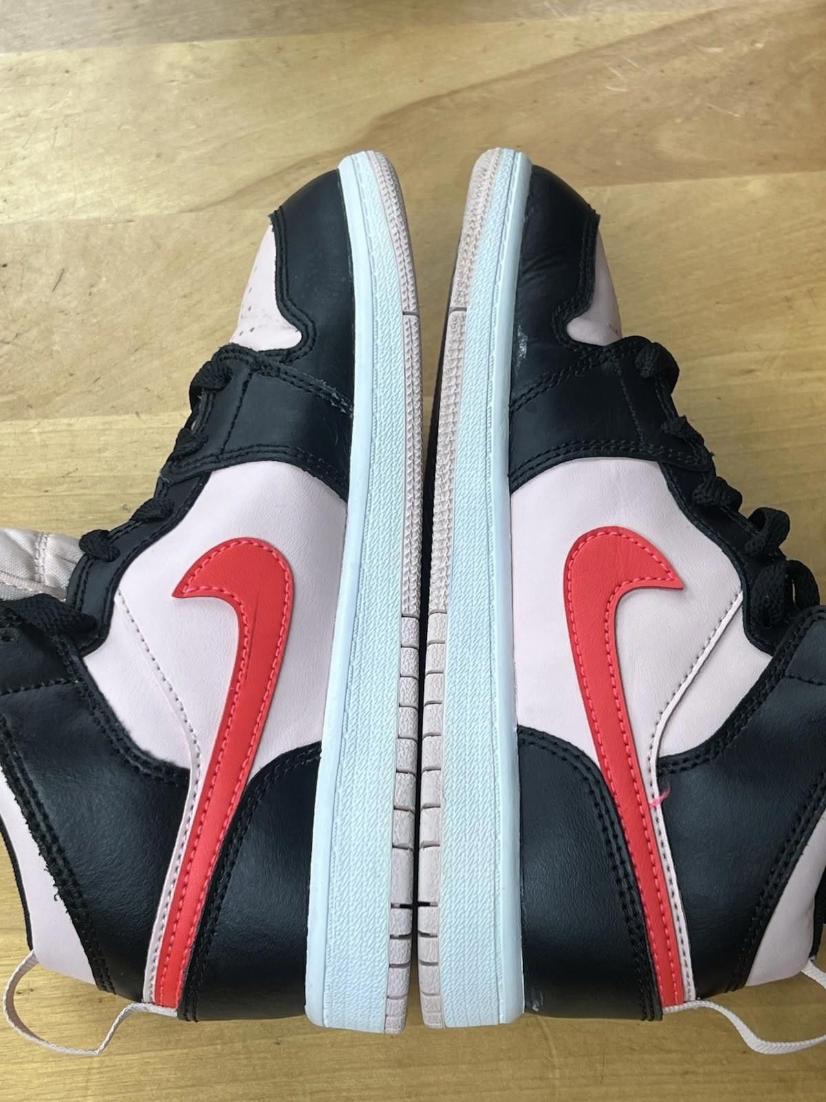 Nike Nike Air Jordan 1 Mid Sz 3Y 640734-604 Basketball Shoes Size US 5 / EU 37 - 10 Thumbnail