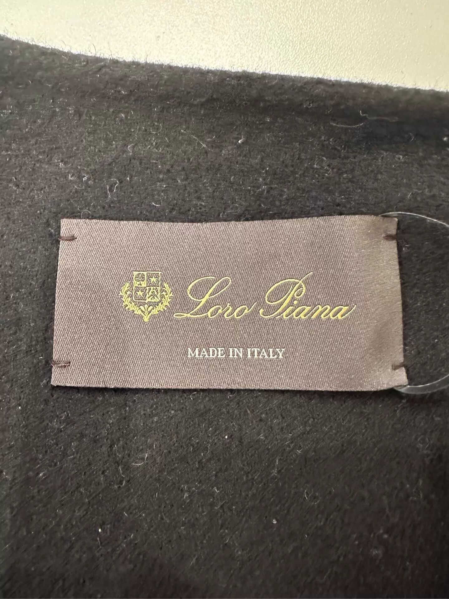 Loro Piana Loro Piana Women's Black Asym Button Cashmere Cardi 34 Size XS / US 0-2 / IT 36-38 - 5 Thumbnail