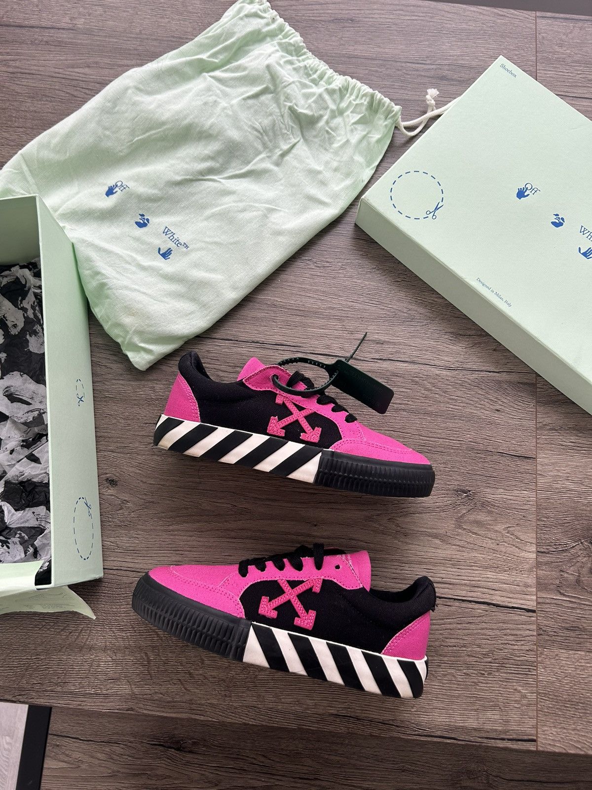 Off-White Pink Off-white shoes Size 5 Size US 5 / EU 37 - 1 Thumbnail