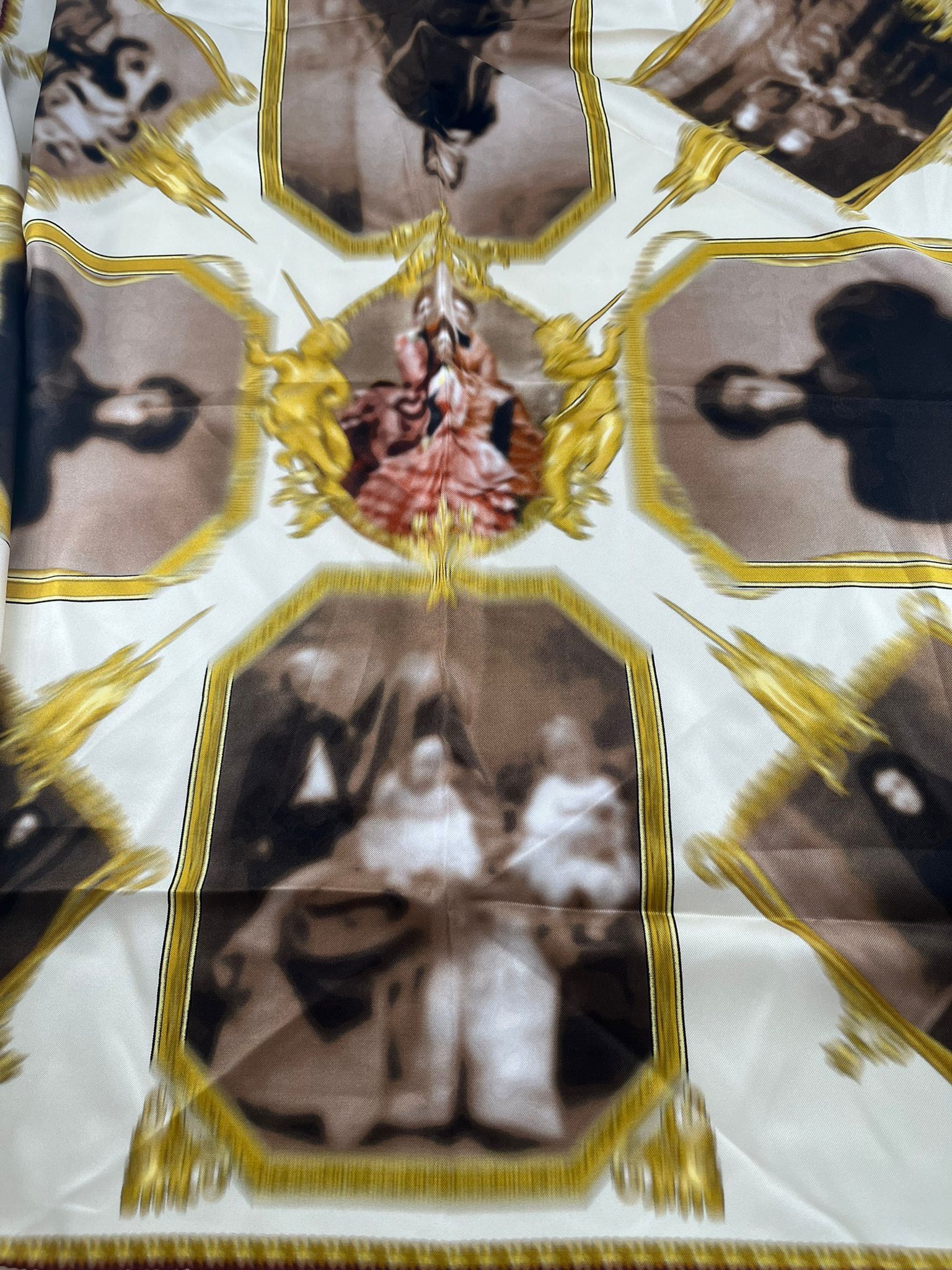 Burberry Very refined stole Burberry Size ONE SIZE - 10 Thumbnail