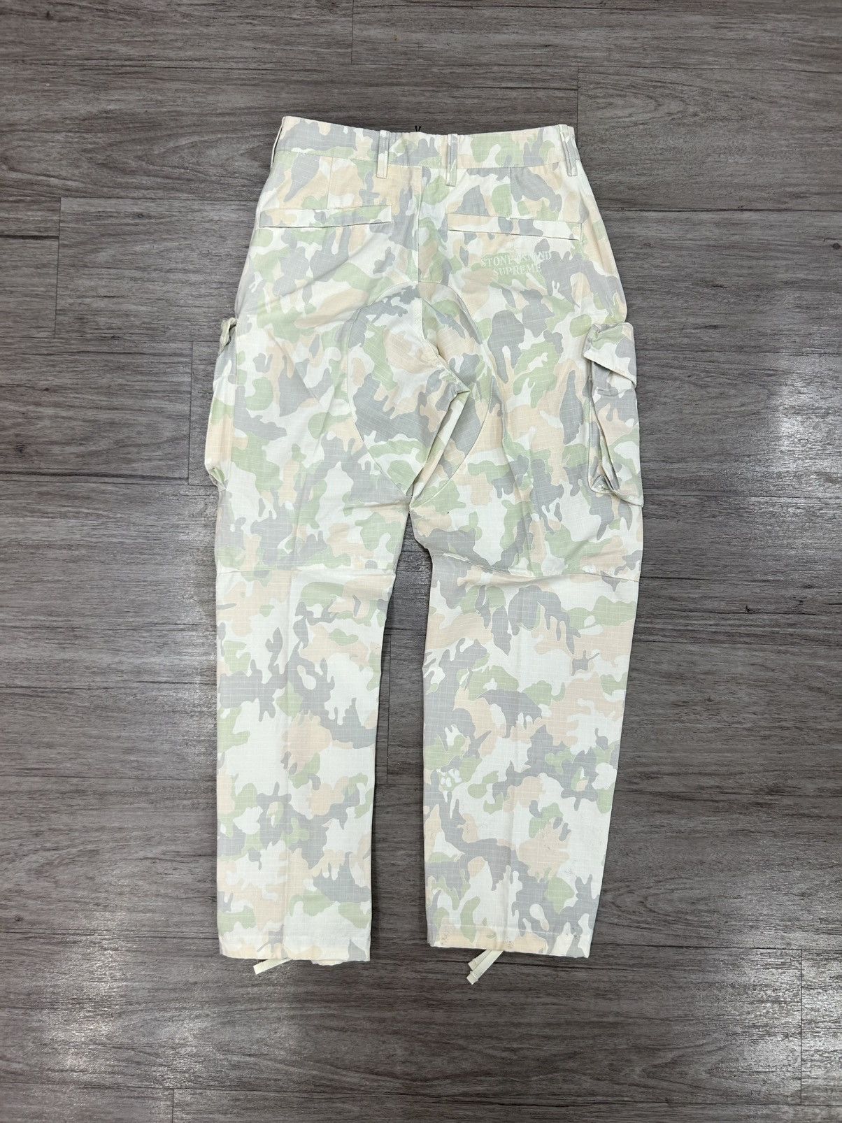 Stone Island × Supreme Stone Island x Supreme Camo Cargo Pants Size US 30 / EU 46 - 3 Thumbnail