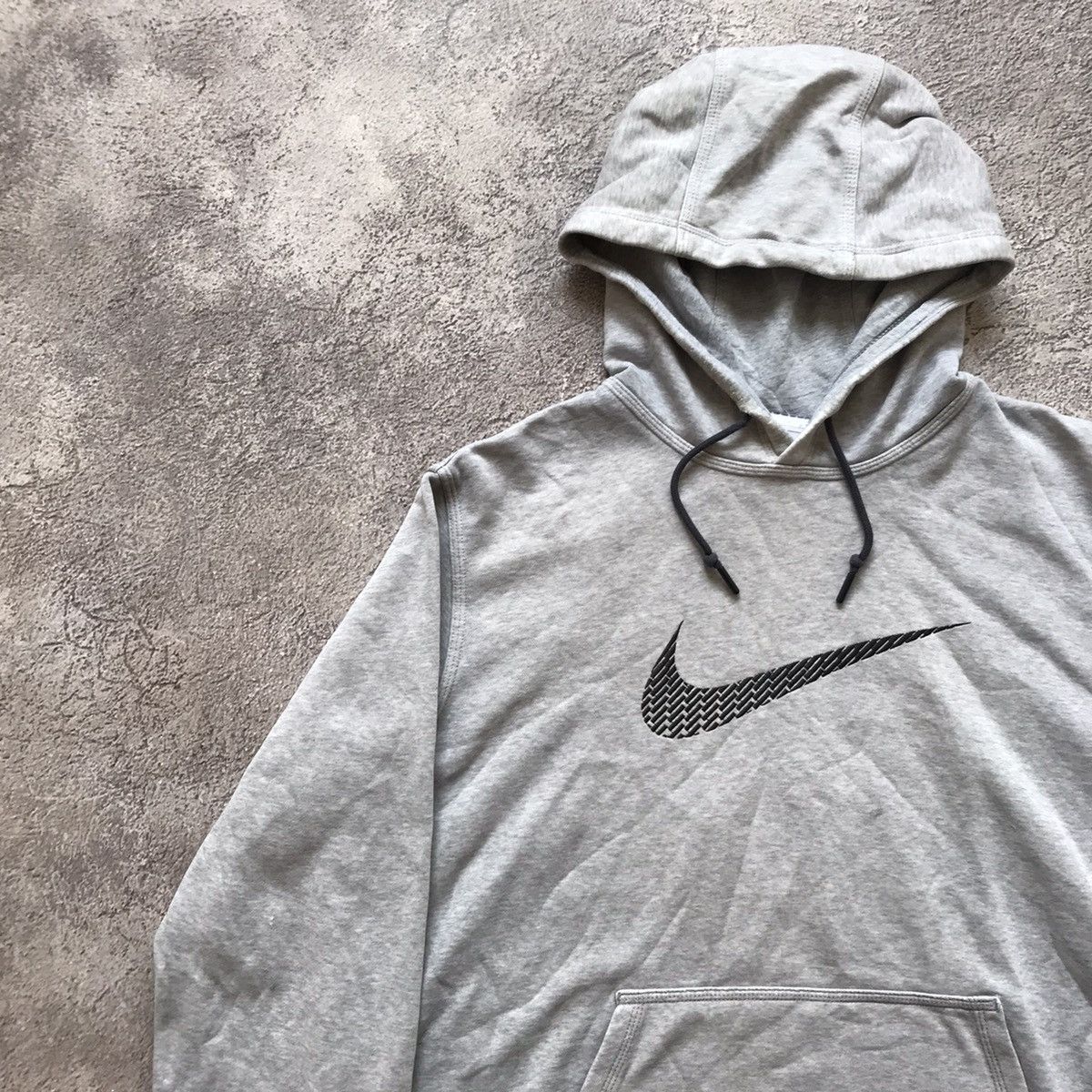 Vintage Vintage Nike Washed Grey Hoodie Swoosh Streetwear 90s XL Size US XL / EU 56 / 4 - 3 Thumbnail