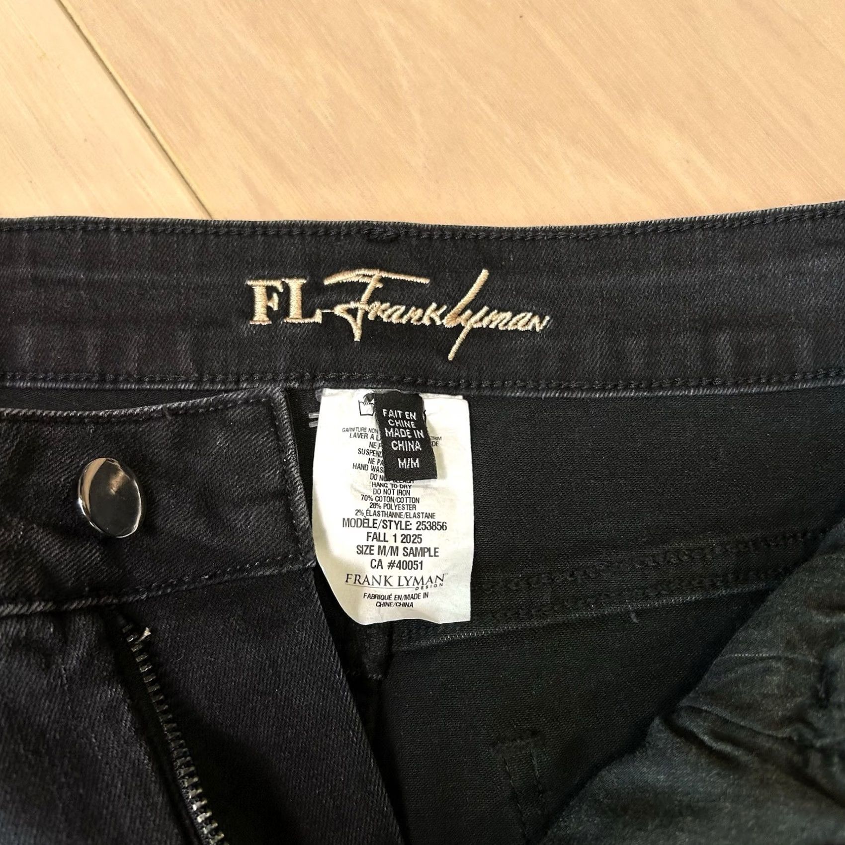 Denime VINTAGE? No. Frank Lyman Montreal Jeans Women’s Medium Rock? (No) Size 27" / US 4 / IT 40 - 5 Thumbnail