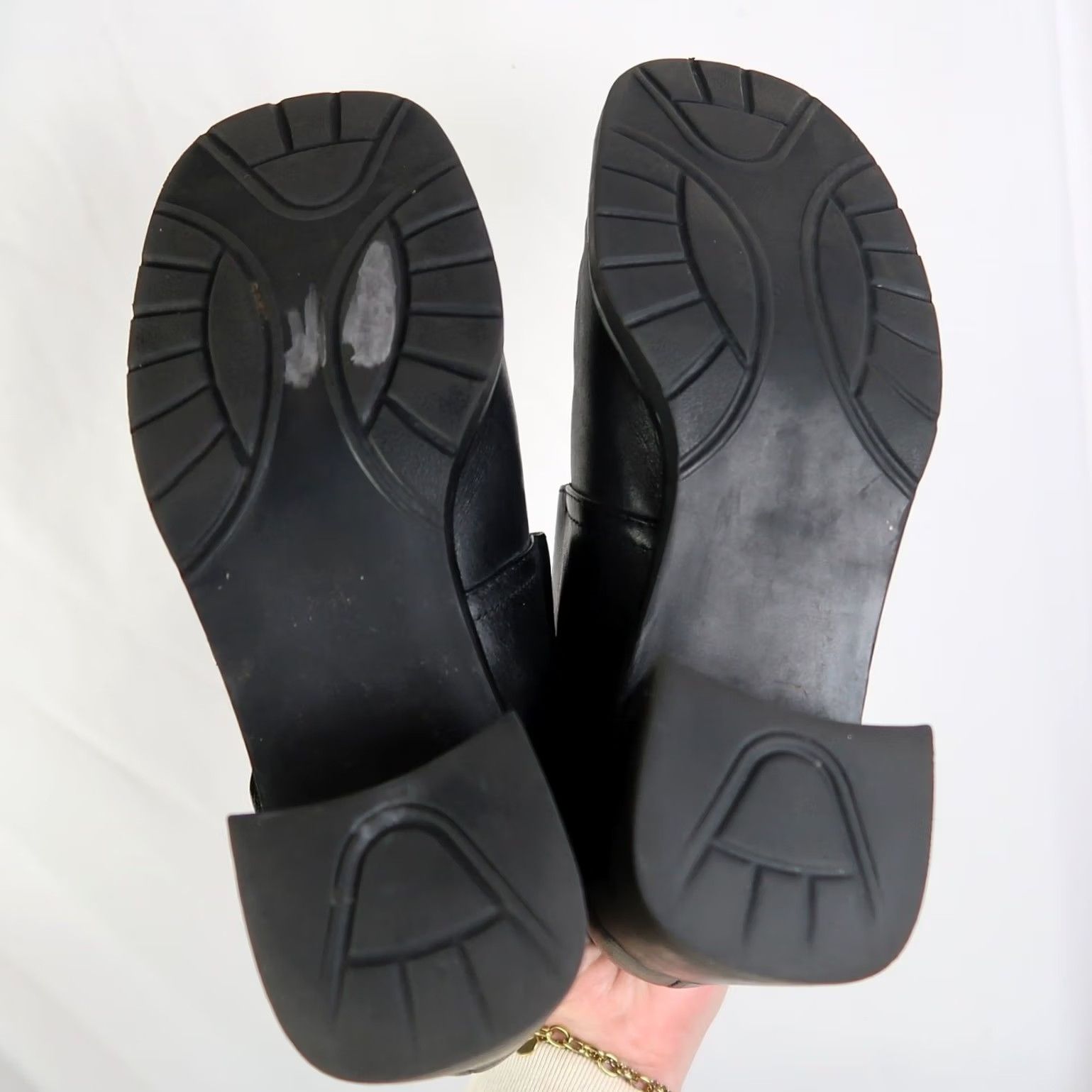 Vintage White Mountain Bootie Black Leather Chunky Heel 2" Buckle Ankle Boots 8 Womens 90s casual Size US 8 / IT 38 - 6 Thumbnail