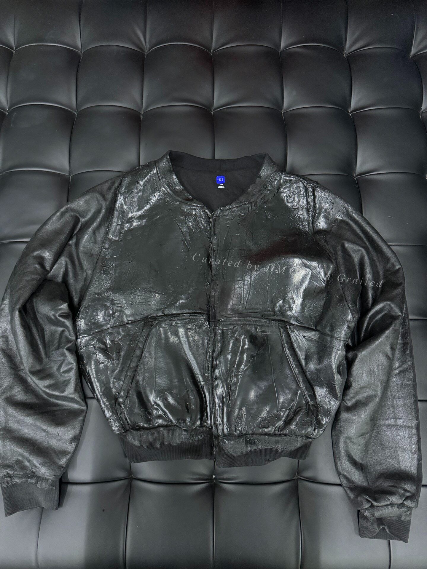 Prototypes Prototypes 24SS Coated Bomber YZY x GAP Size US M / EU 48-50 / 2 - 1 Thumbnail