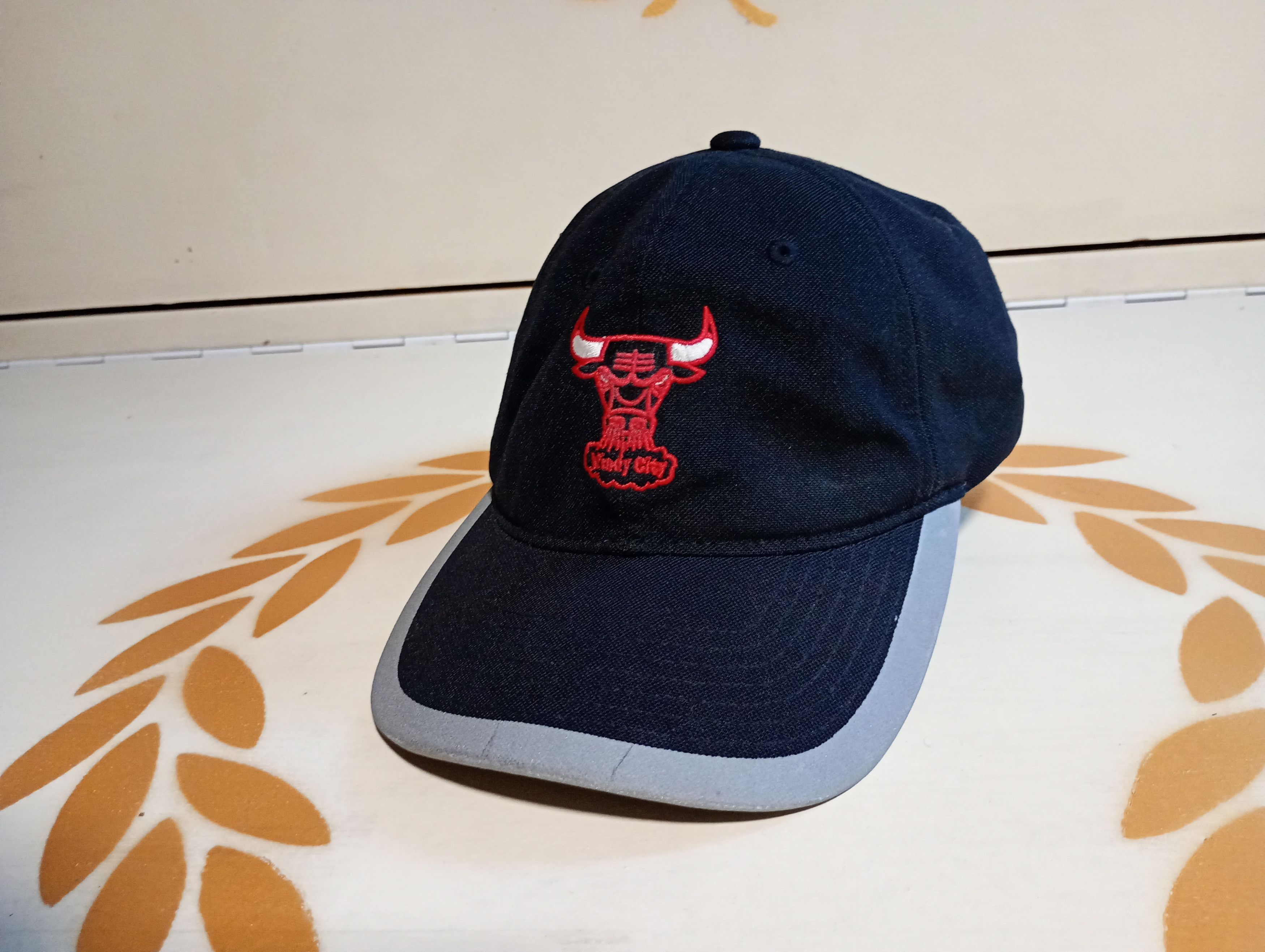 Mitchell & Ness Mitchell & Ness Chicago Bulls Baseball Cap Vintage Size ONE SIZE - 1 Thumbnail