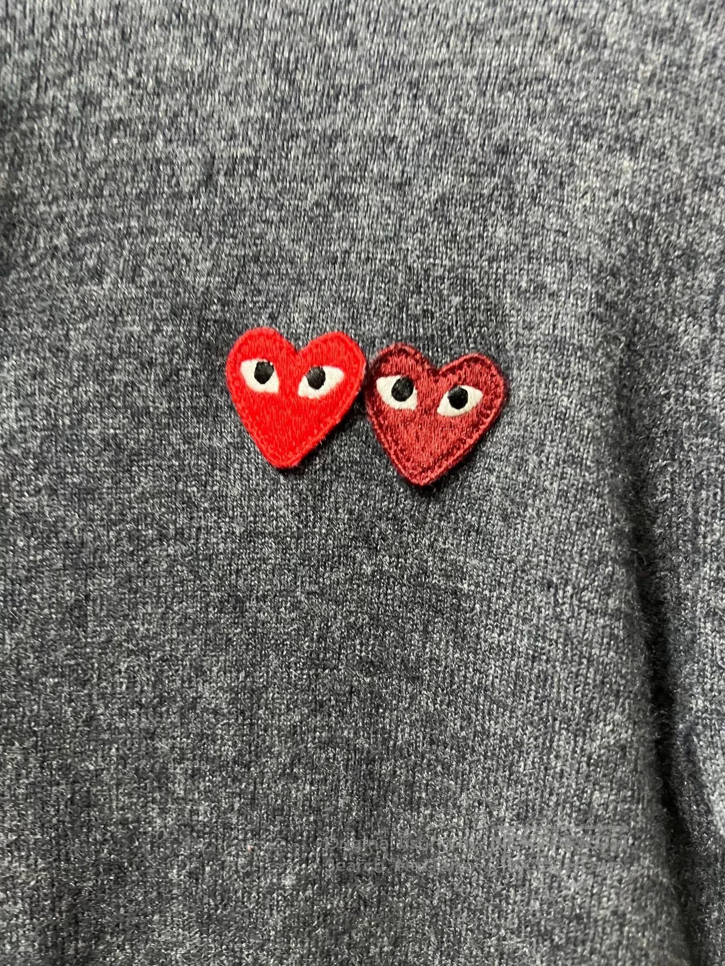 Comme des Garcons Comme des Garçons Play Heart Wool Cardigan. Size L / US 10 / IT 46 - 2 Thumbnail