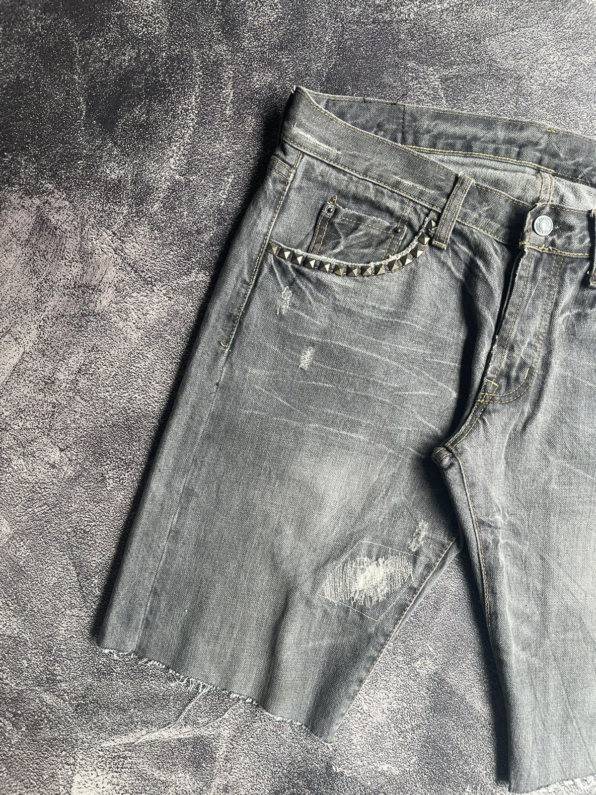 Hysteric Glamour Hysteric Glamour Studed Distresed Shorts Jeans Size US 31 - 2 Thumbnail