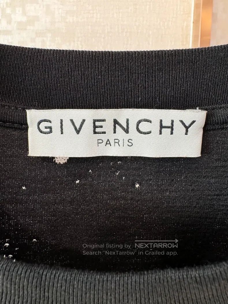 Givenchy Givenchy Large Hole Destroyed Short Sleeve Size S Size US S / EU 44-46 / 1 - 3 Thumbnail