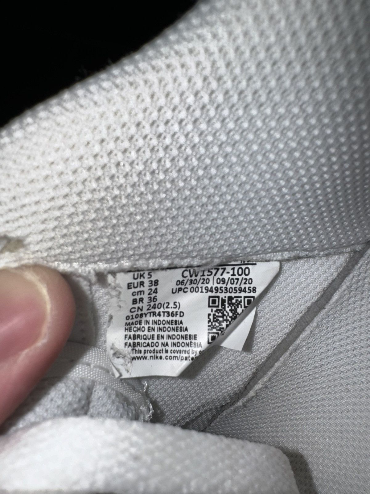 Nike NIKE AIR FORCE 1 LV8 ‘DIGITAL SWOOSH’ GS SIZE 5.5Y Size US 5.5 / EU 38 - 6 Thumbnail