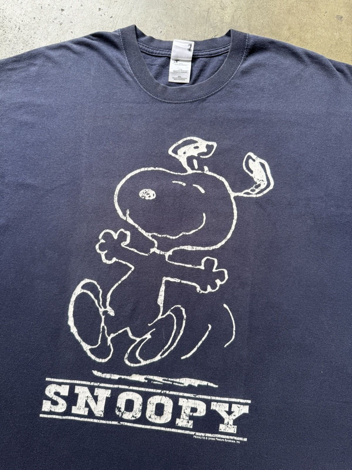 Vintage ‘00s Y2K Peanuts Snoopy Vintage Tee Shirt Cartoon Disney Size US XXL / EU 58 / 5 - 3 Thumbnail