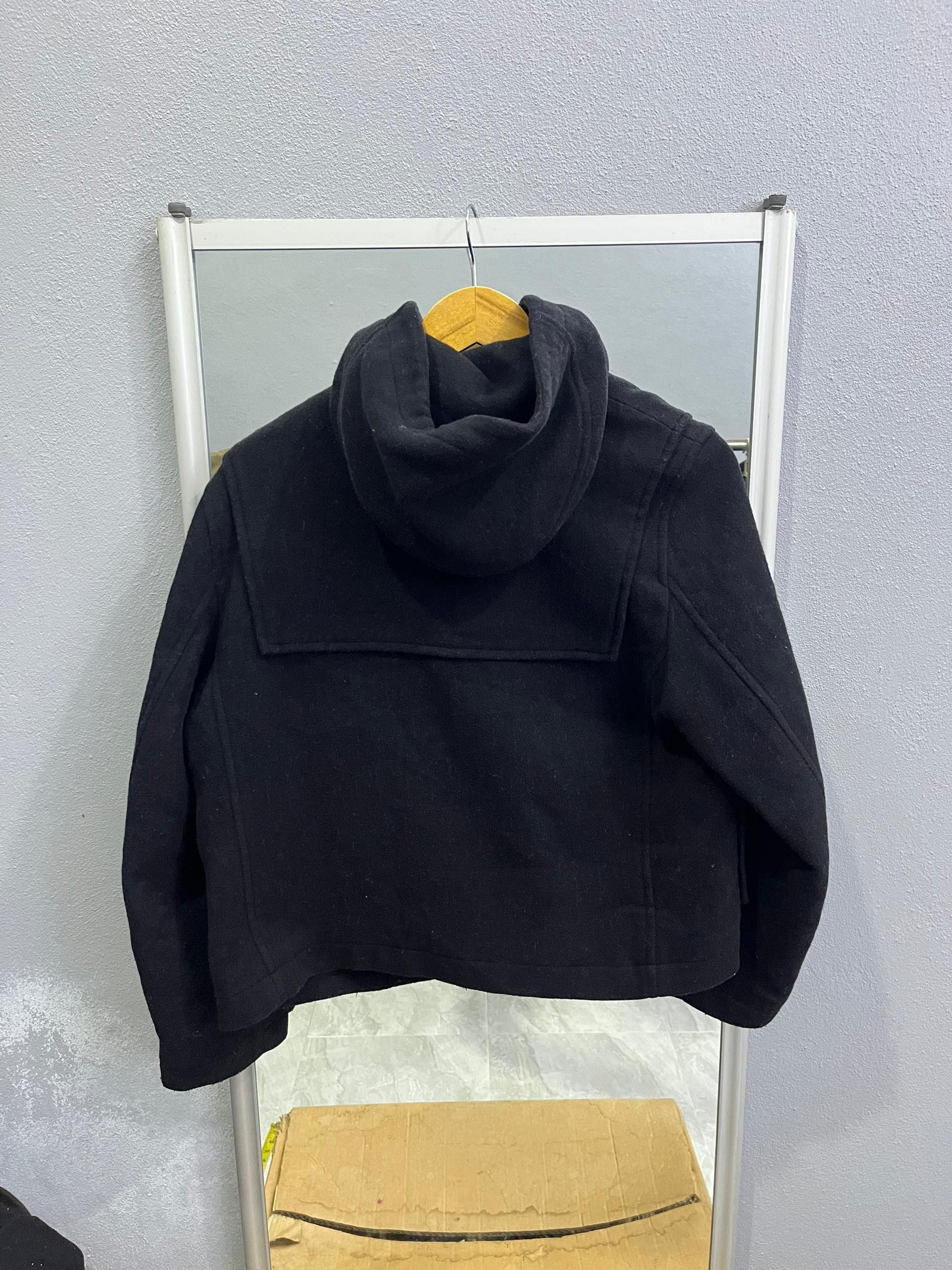 JW Anderson × Uniqlo JW Anderson x Uniqlo Cropped Duffle Jacket Size S / US 4 / IT 40 - 7 Thumbnail