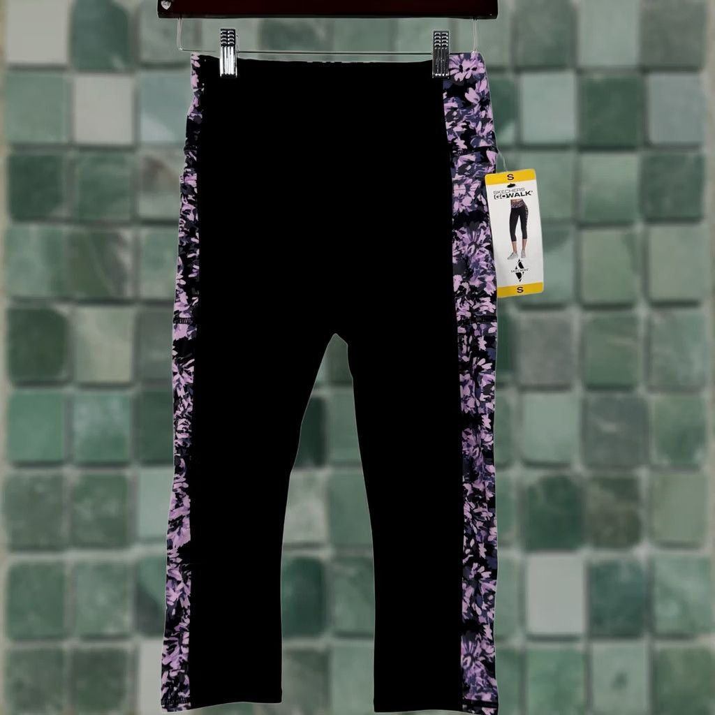 SKECHERS Skechers GO WALK Capri Leggings Black Purple Floral Pockets Yoga Gym Fitness Women S Capris Size 28" / US 6 / IT 42 - 1 Thumbnail