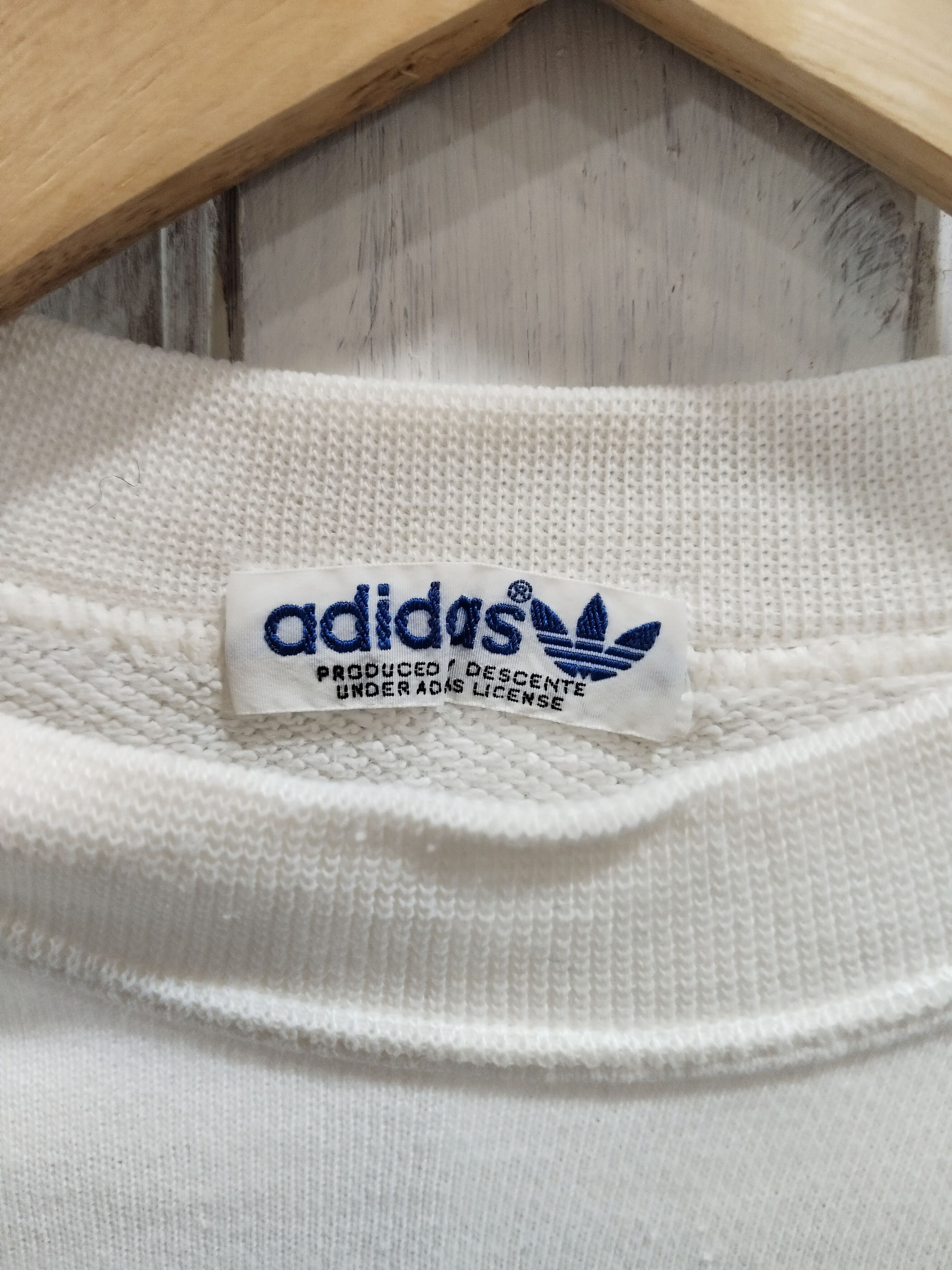 Adidas Vintage 90s Adidas Small Logo Sweatshirt Size US M / EU 48-50 / 2 - 4 Thumbnail