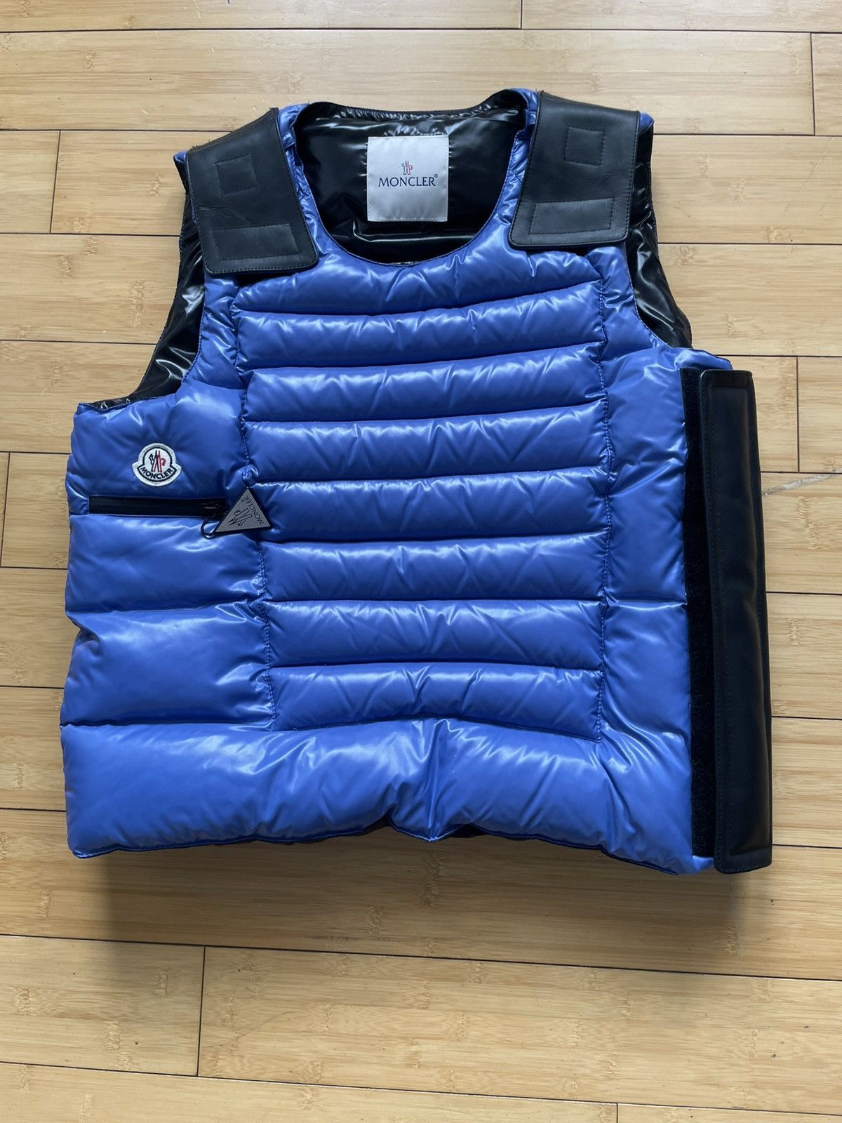 Moncler Genius × Pharrell 2013 Bulletproof Down Vest by Pharrell Williams Gilet Size US L / EU 52-54 / 3 - 2 Thumbnail