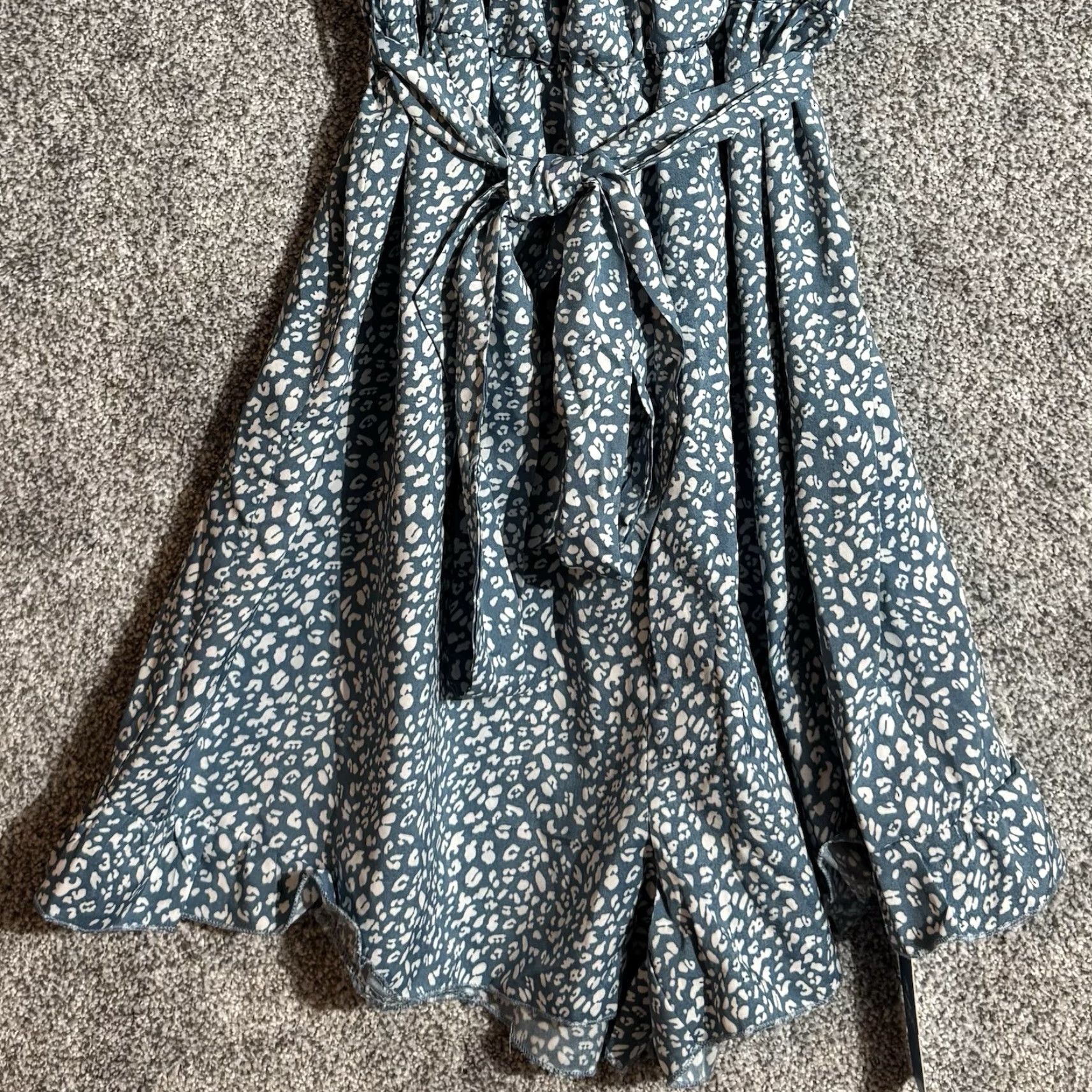 Vintage Cupshe Romantic Dress L A-Line Boho Chic Dainty Cheetah Print Ruffle Sleeves Knee Length V-Neck Belted Casual Party/Cocktail Travel White Size L / US 10 / IT 46 - 4 Thumbnail
