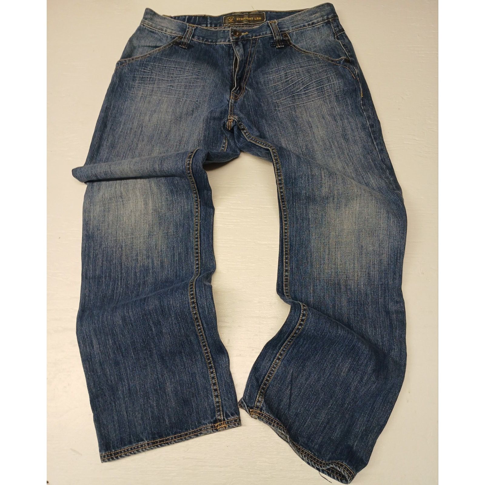Arizona Jean Co. Arizona Jeans (38x34) Relaxed Blue Denim Straight Leg Pants Size US 38 / EU 54 - 1 Thumbnail