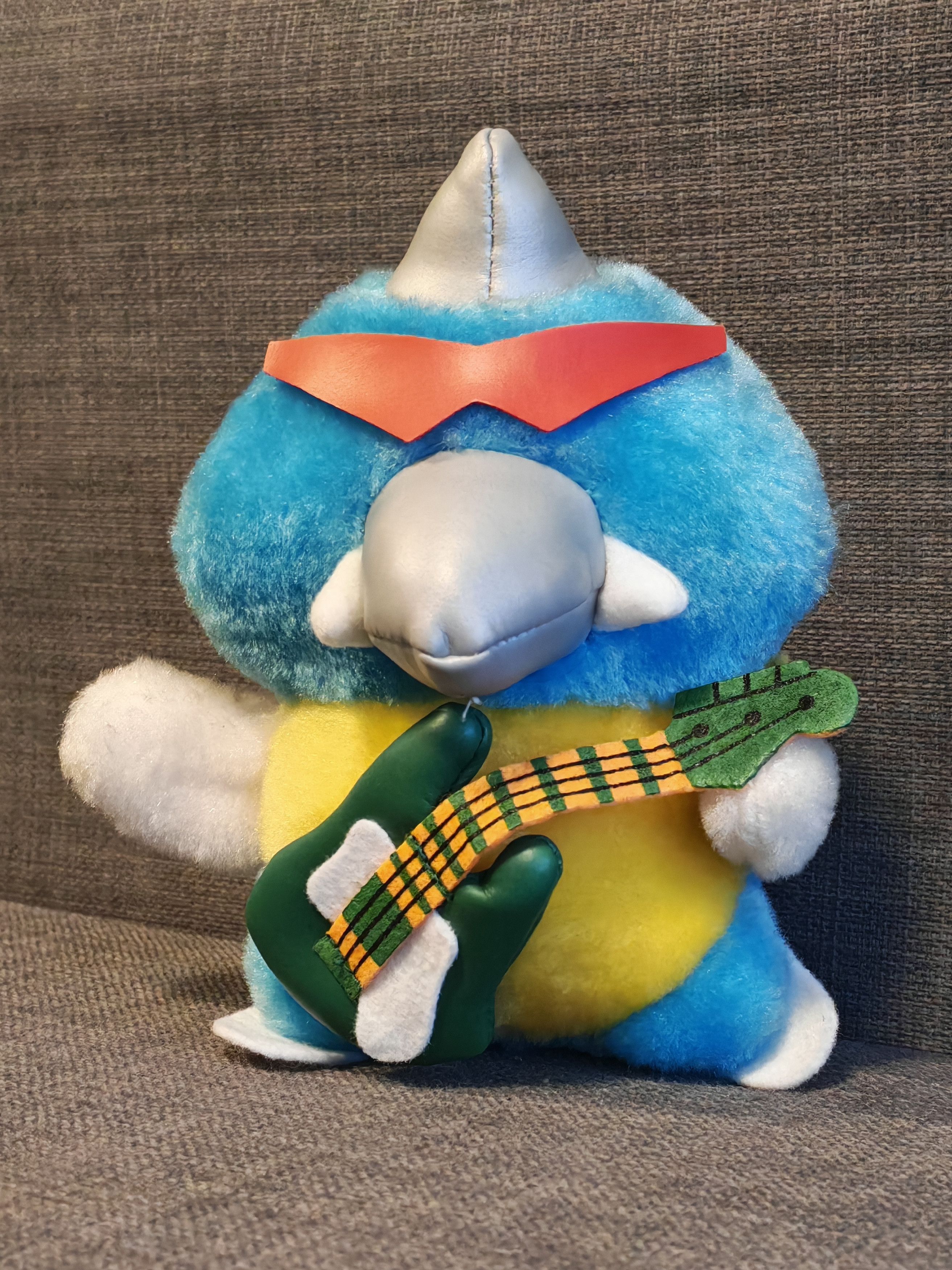 Vintage Vintage Godzilla Live Guitar Gigan Banpresto '93 Plush Japan Size ONE SIZE - 5 Thumbnail