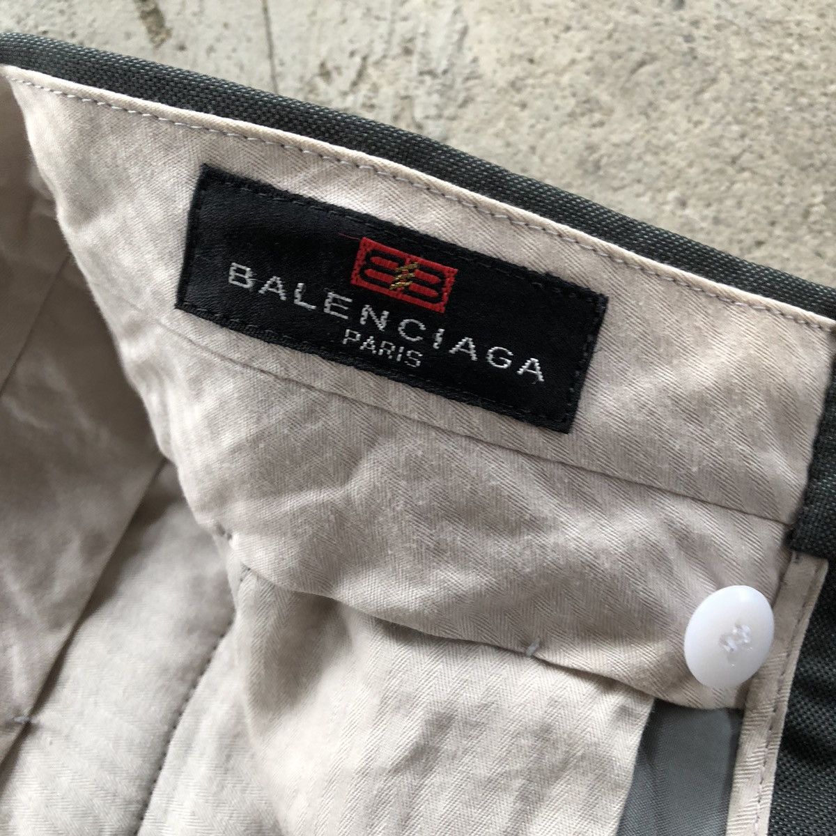 Balenciaga BALENCIAGA Paris Casual Pants Size US 29 - 8 Thumbnail