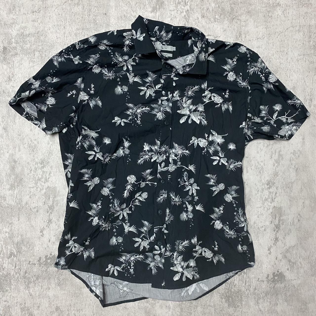 Other Black and white floral button-up shirt Size US L / EU 52-54 / 3 - 1 Thumbnail