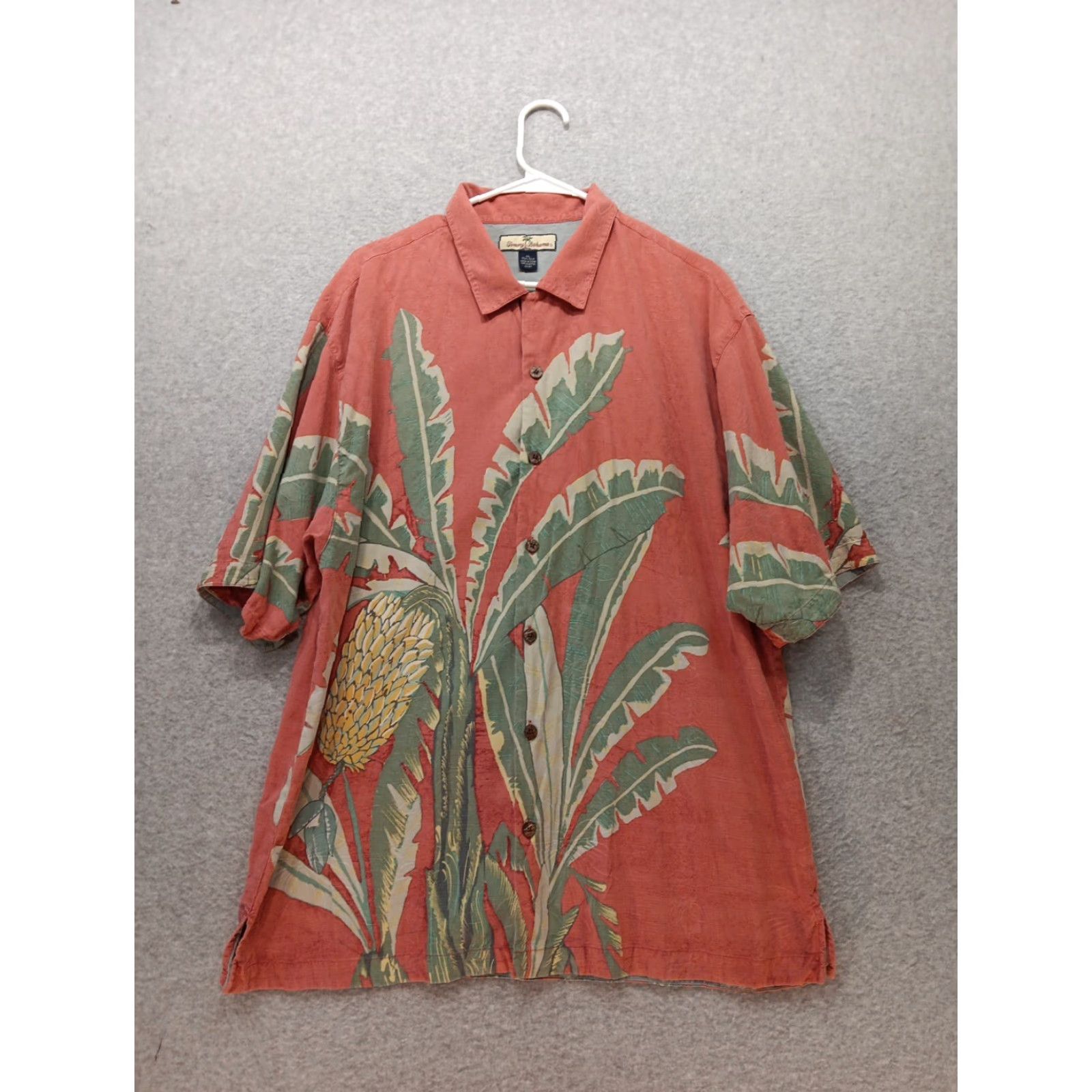 Tommy Bahama Tommy Bahama Shirt Men's XL Red Green Floral Palms Print Silk Button-Up Hawaiian Casual 100% Silk Size US XL / EU 56 / 4 - 2 Thumbnail