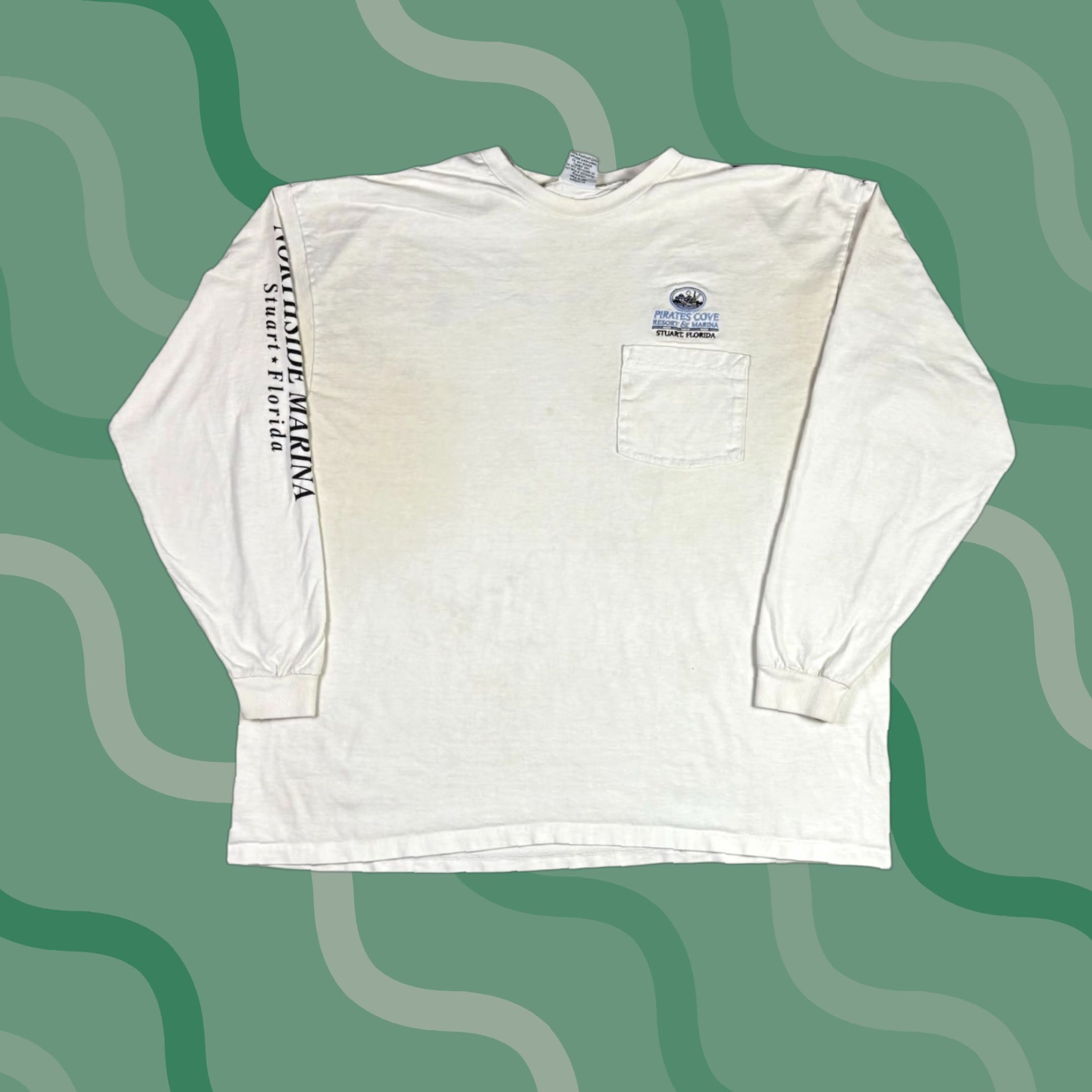 Gildan VINTAGE Pirates Cove Fish Promo Art T Shirt White Long Sleeve 90s Adult 2XL Size US XXL / EU 58 / 5 - 1 Thumbnail