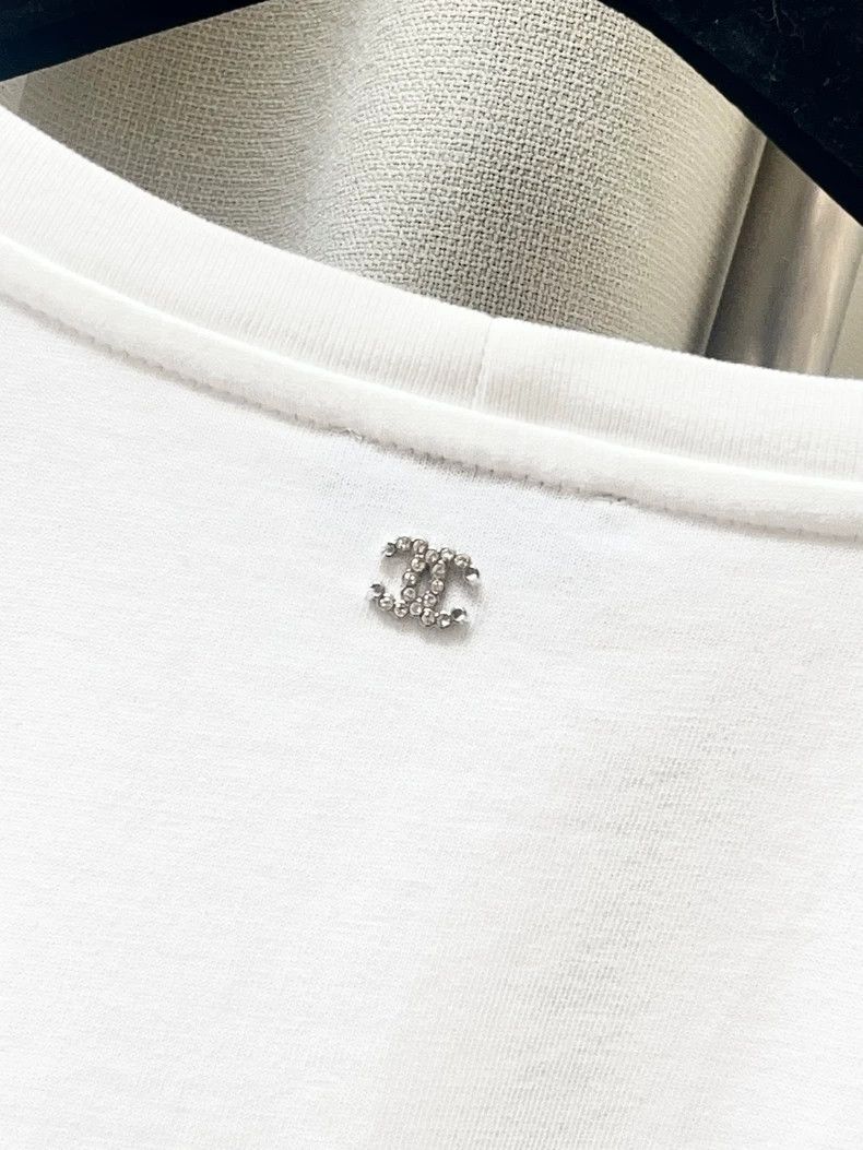 Chanel Chanel Pink graffiti love double C white background short- Size S / US 4 / IT 40 - 7 Thumbnail