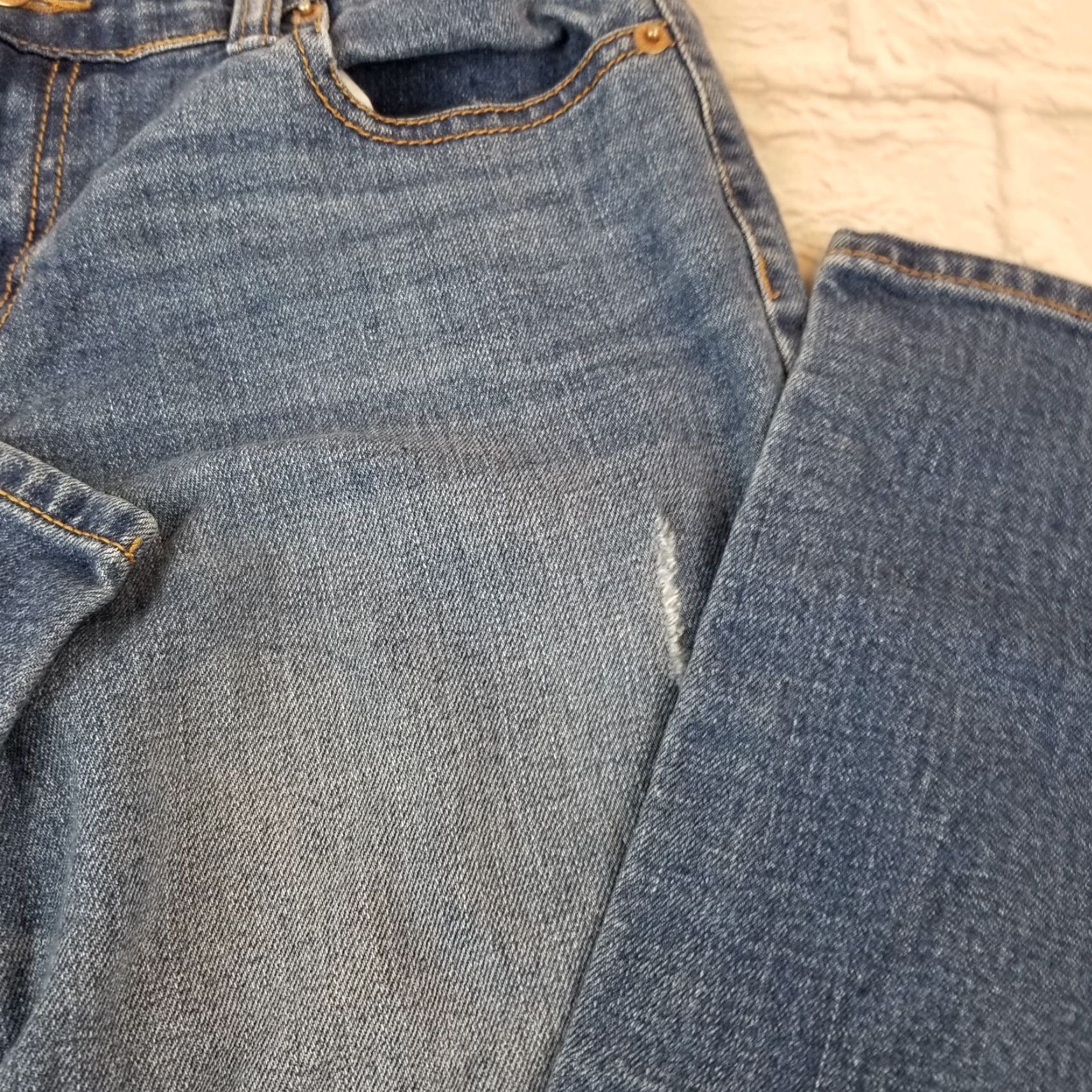 Old Navy Old Navy Jeans Womens The Sweetheart Distressed Size 2 Regular Straight Low Rise Jeans Size 26" / US 2 / IT 38 - 6 Thumbnail
