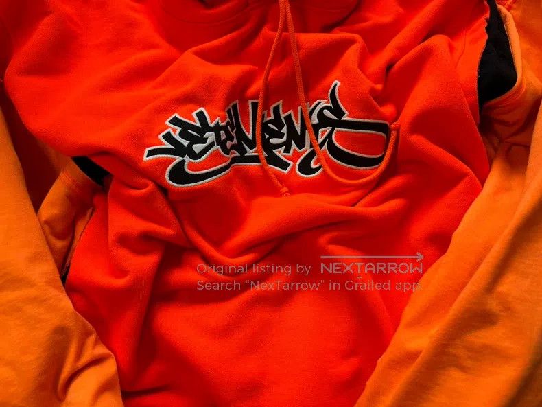 Vetements Vetements Hooded Sweatshirt Size US M / EU 48-50 / 2 - 5 Thumbnail