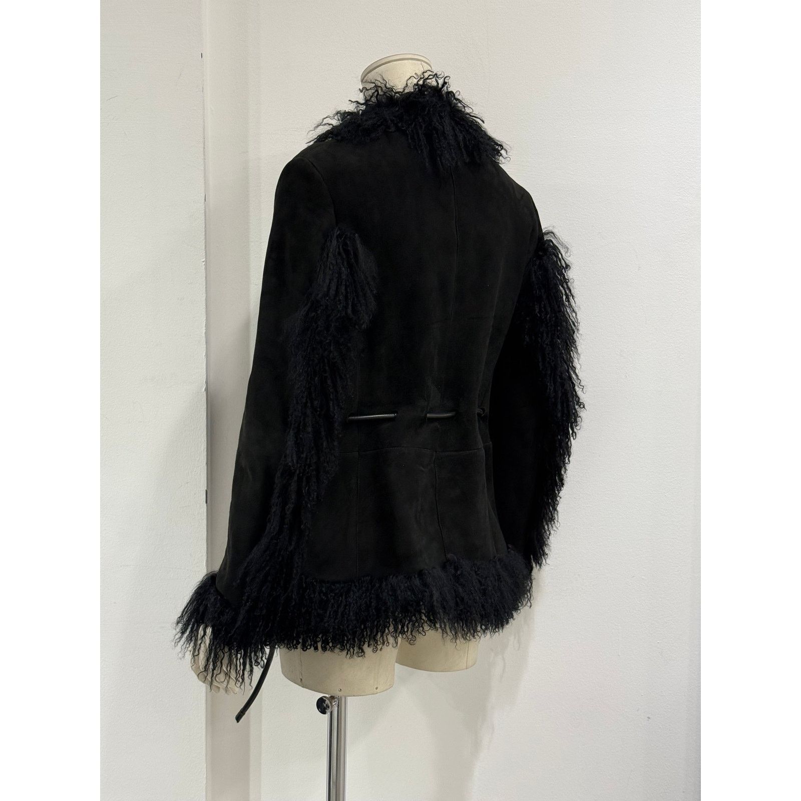 Gucci AW1999 Gucci by Tom Ford Runway mongolian fur leather jacket Size S / US 4 / IT 40 - 9 Thumbnail
