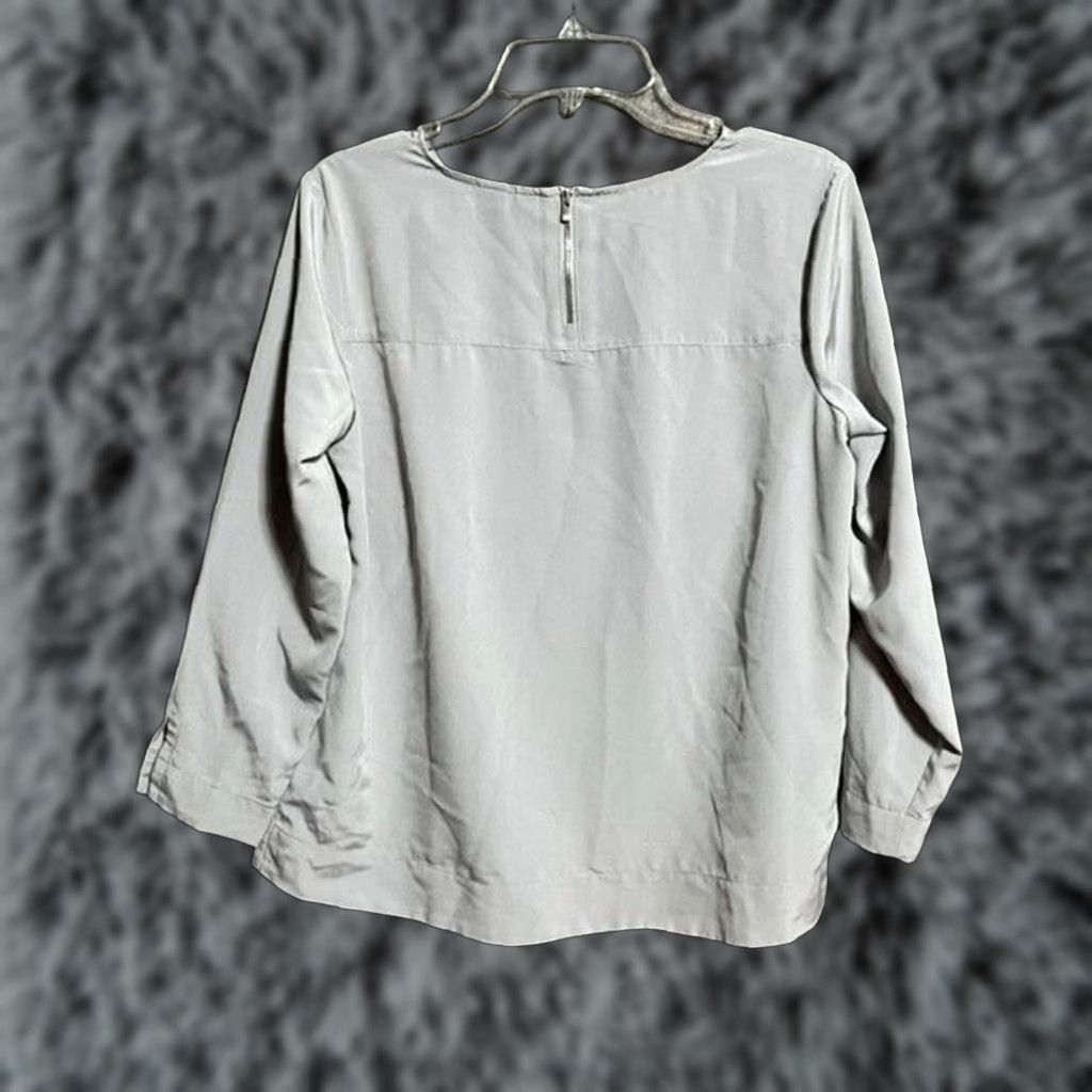 Lands' End Lands' End Blouse 8 Office Chic Minimalist Quiet Luxury Business Casual Women Polyester Round Neck 3/4 Sleeve Gray Solid Regular Vintage No Size M / US 6-8 / IT 42-44 - 1 Thumbnail