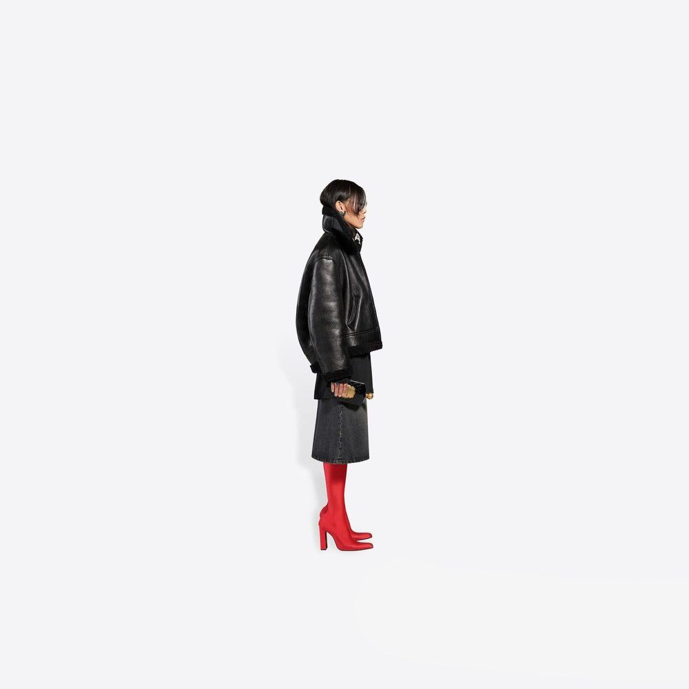 Balenciaga o1s1rm1025 Cocoon Shearling Jacket in Black Size XS / US 0-2 / IT 36-38 - 4 Thumbnail