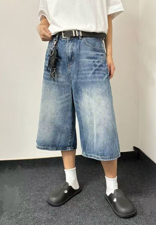 Jean Blue washed distressed lightning denim shorts Size US 32 / EU 48 - 1 Thumbnail