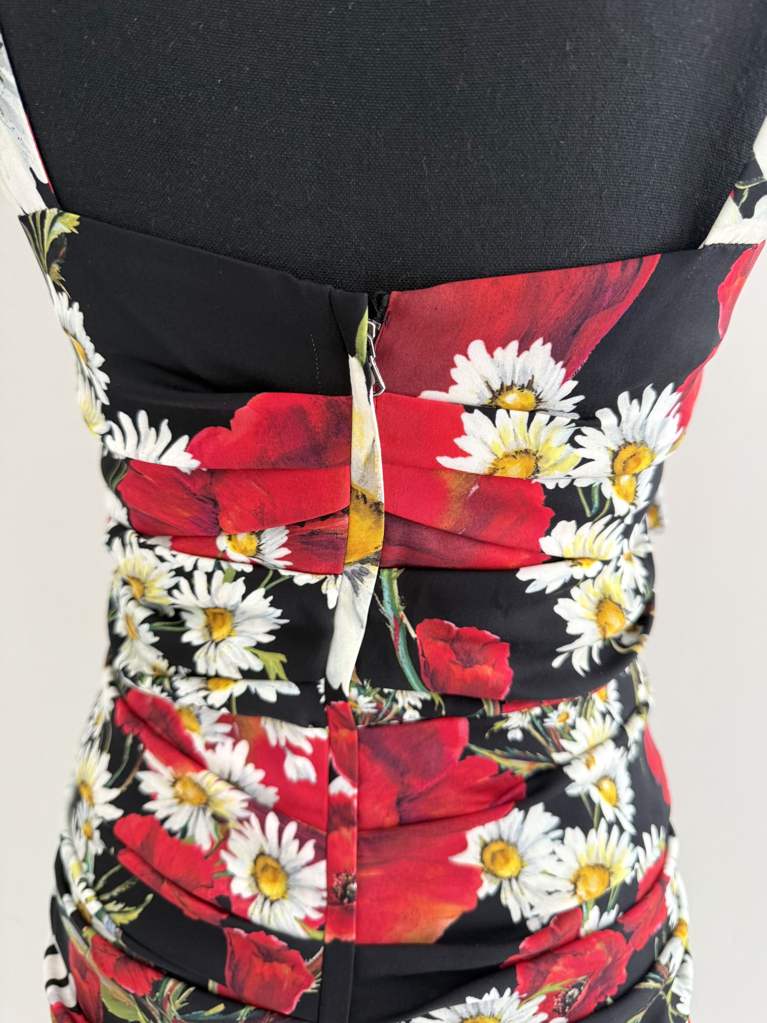 Dolce & Gabbana Dolce & Gabbana Silk Floral Bodycon Midi Dress, Size S(IT42) Size S / US 4 / IT 40 - 5 Thumbnail