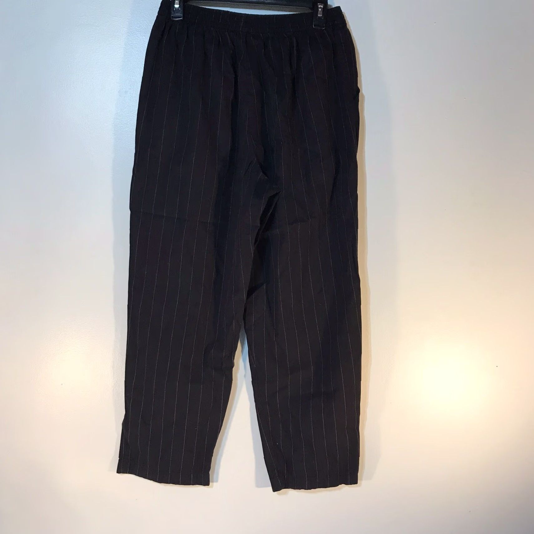 Vintage VF Jeanswear Black Pinstripe Dress Pants Women's Size 16P Pull On Comfort Lightweight Size 38" / US 16 / IT 52 - 2 Thumbnail