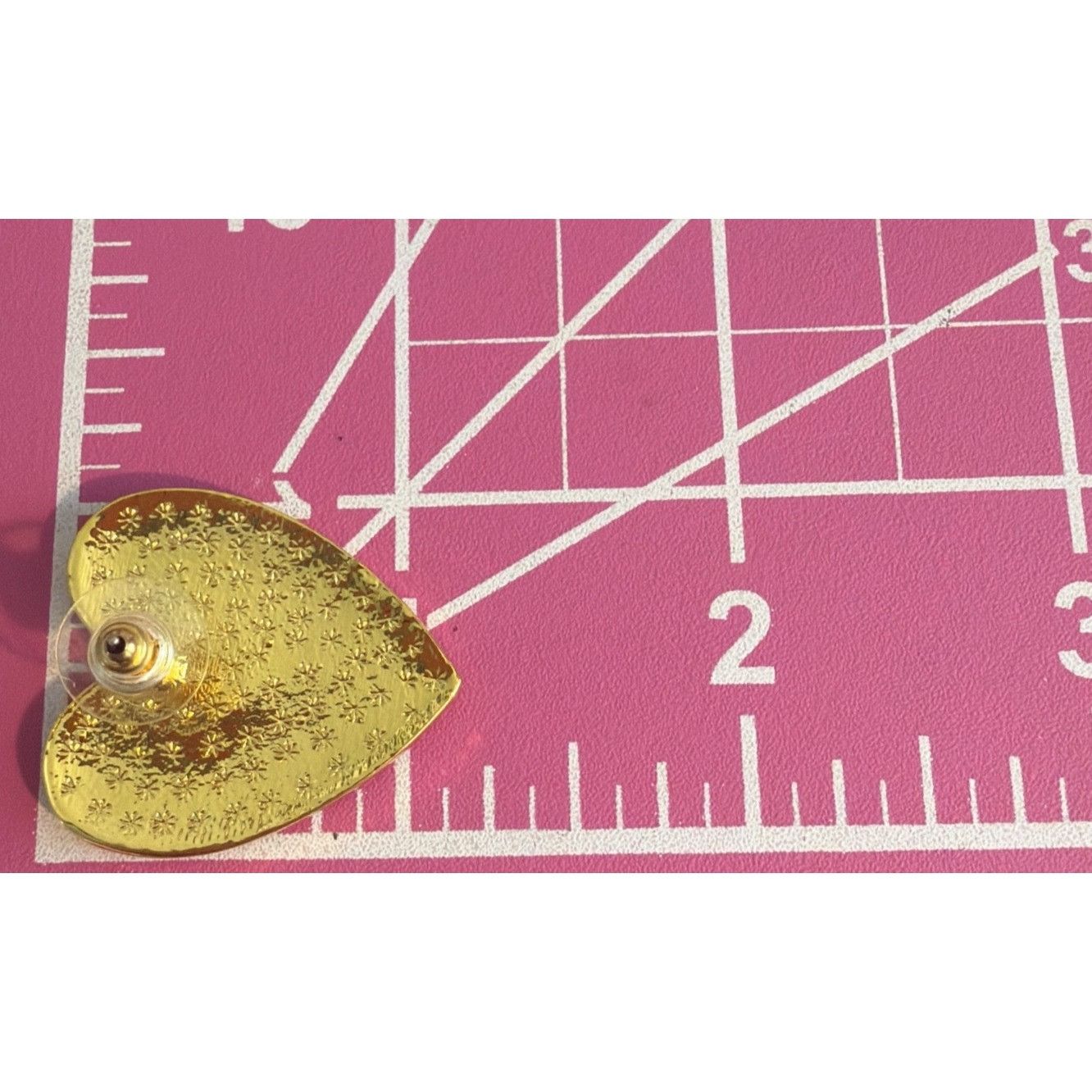 Other Heart Shaped Pink Enamel Gold Tone Stud Earrings Love 1.25" Size ONE SIZE - 3 Thumbnail
