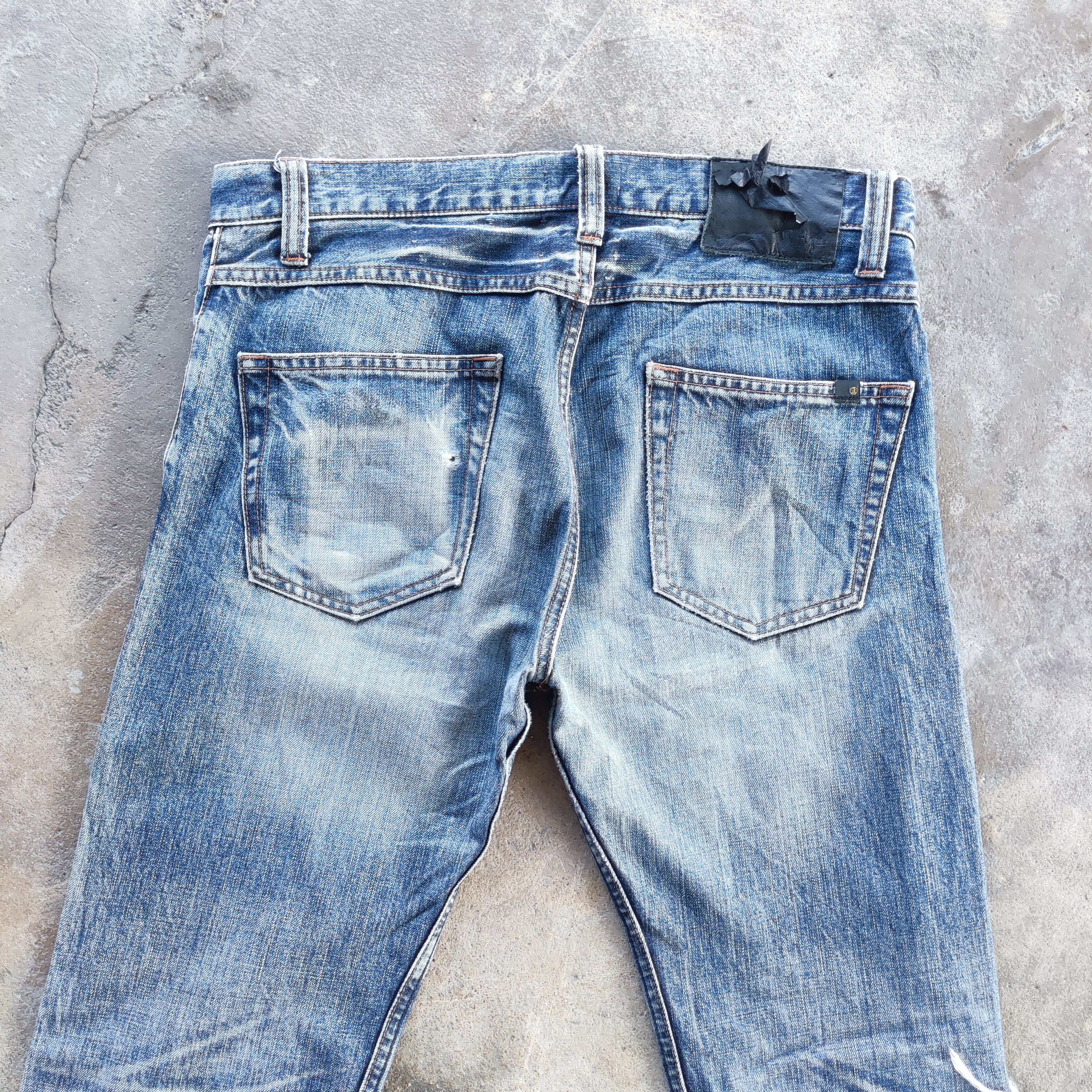 Japanese Brand Vintage Japanese Brand Jeans Distressed Faded Pants Size US 35 - 10 Thumbnail