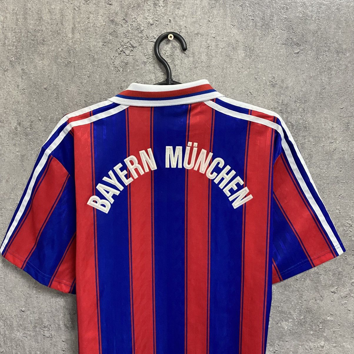 Adidas Adidas Bayern Munich 1995 1997 home soccer jersey football Size US M / EU 48-50 / 2 - 9 Thumbnail