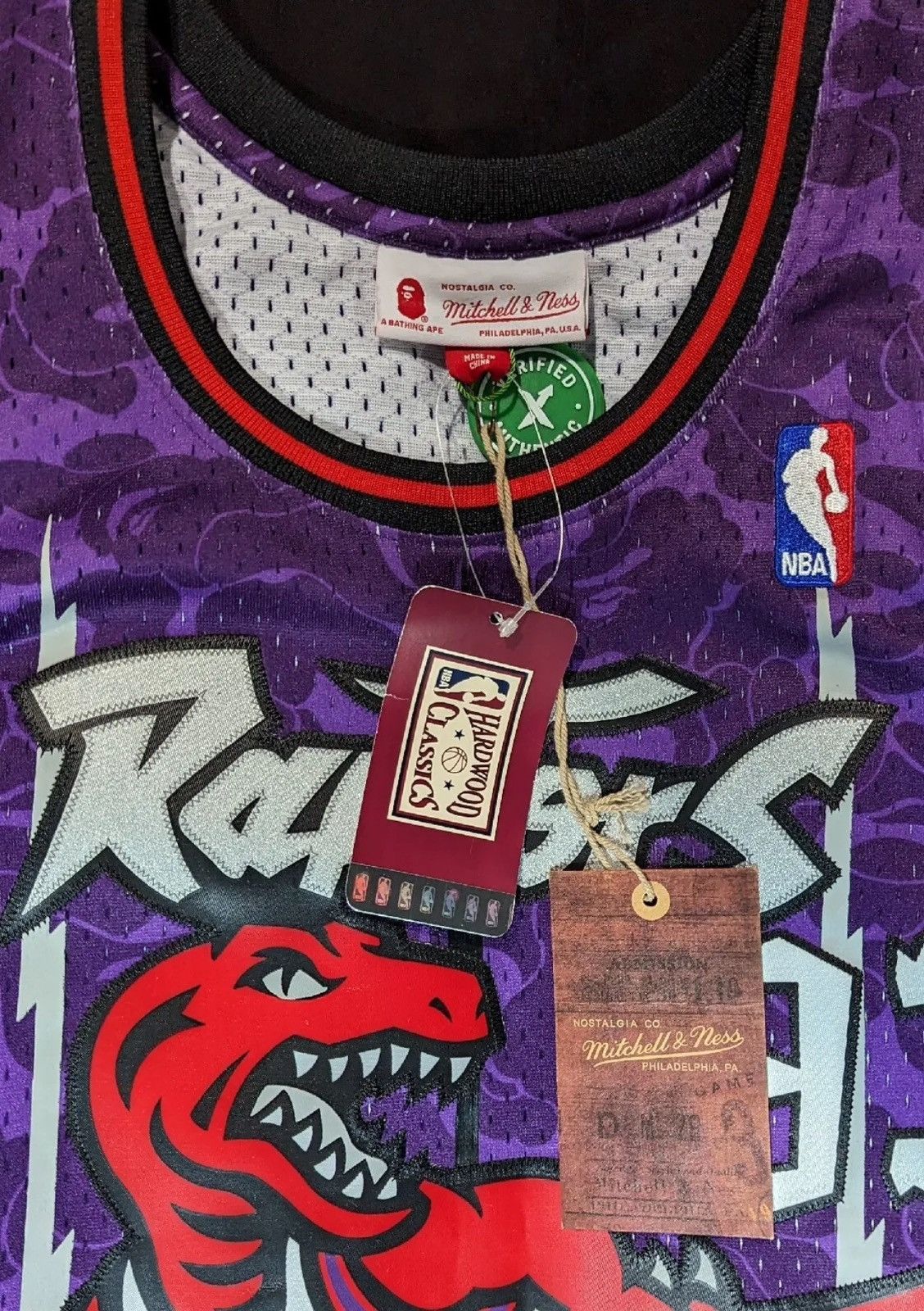 Bape × Mitchell & Ness Bape x Mitchell & Ness Toronto Raptors Swingman Jersey Size US L / EU 52-54 / 3 - 3 Thumbnail