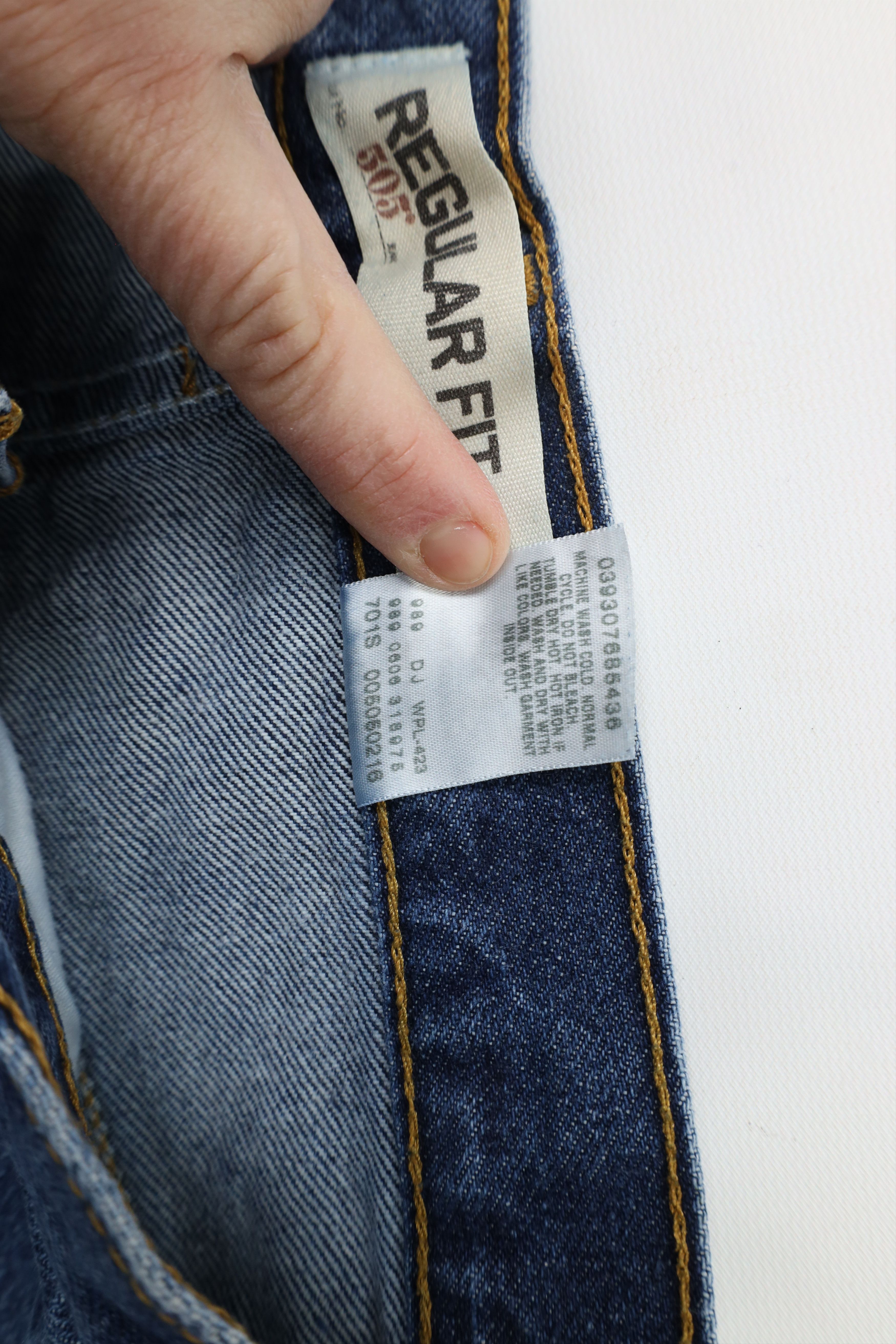 Levi's × Vintage Vintage Y2K Levis 505 Regular Fit Denim Jeans Blue Cotton Size US 33 - 7 Thumbnail