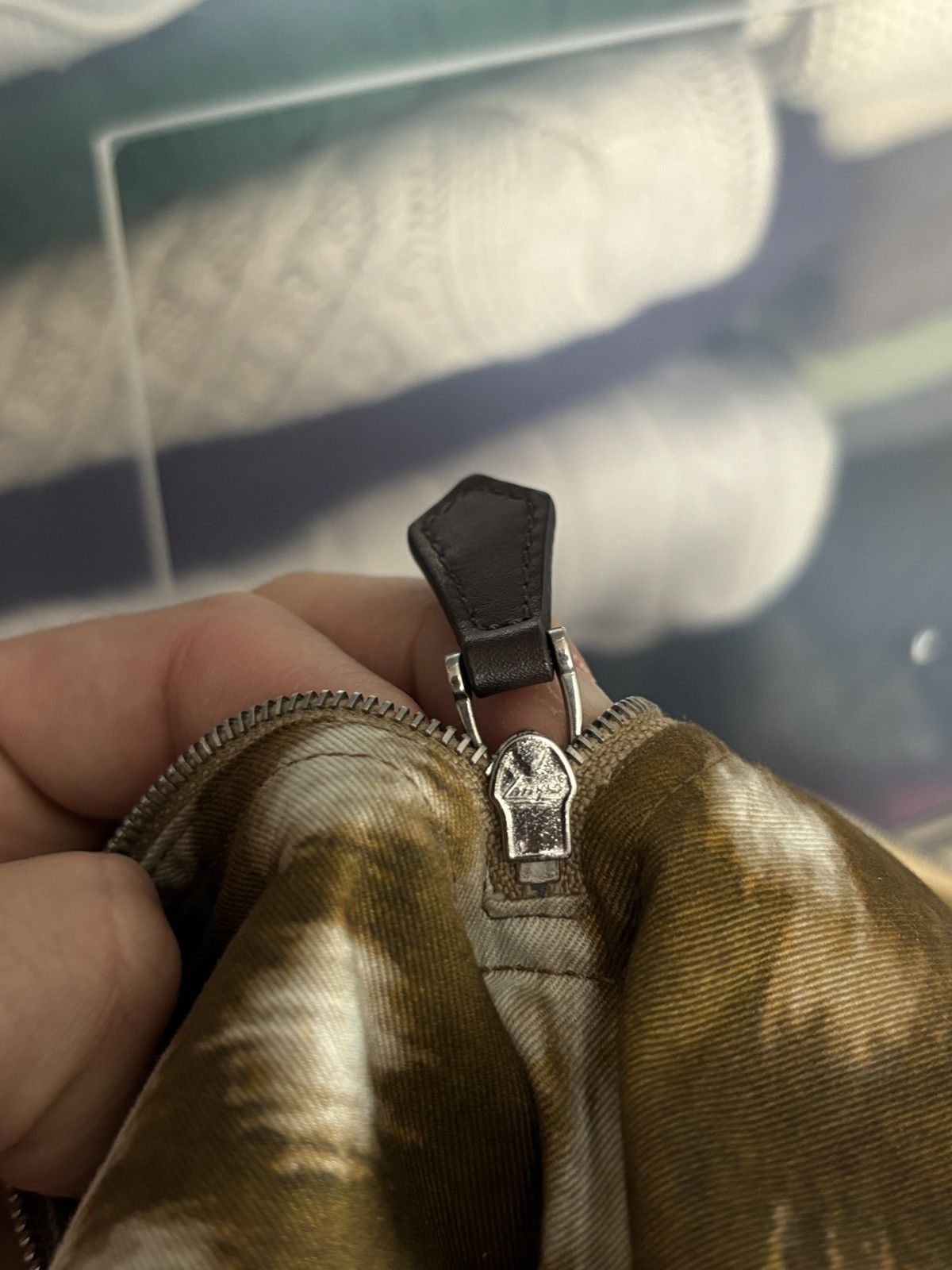 Burberry Burberry F/W2019 Runway Zip Shirt Why Did They Kill Bambi Size US XS / EU 42 / 0 - 8 Thumbnail