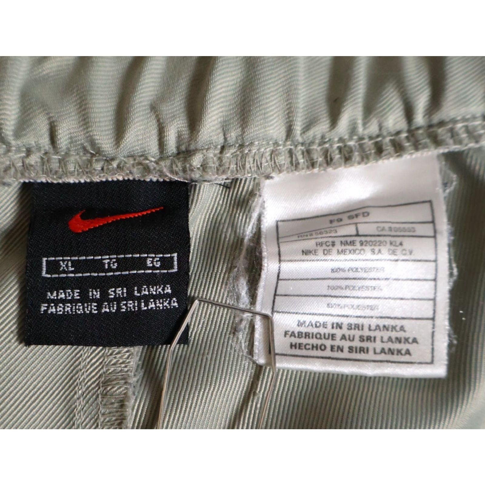 Nike VINTAGE Nike Cargo Shorts Mens XL Beige 35 x 11 35x11 90s Outdoor Retro 90s Cargo Shorts Mens XL Beige Nike Size US 35 - 3 Thumbnail