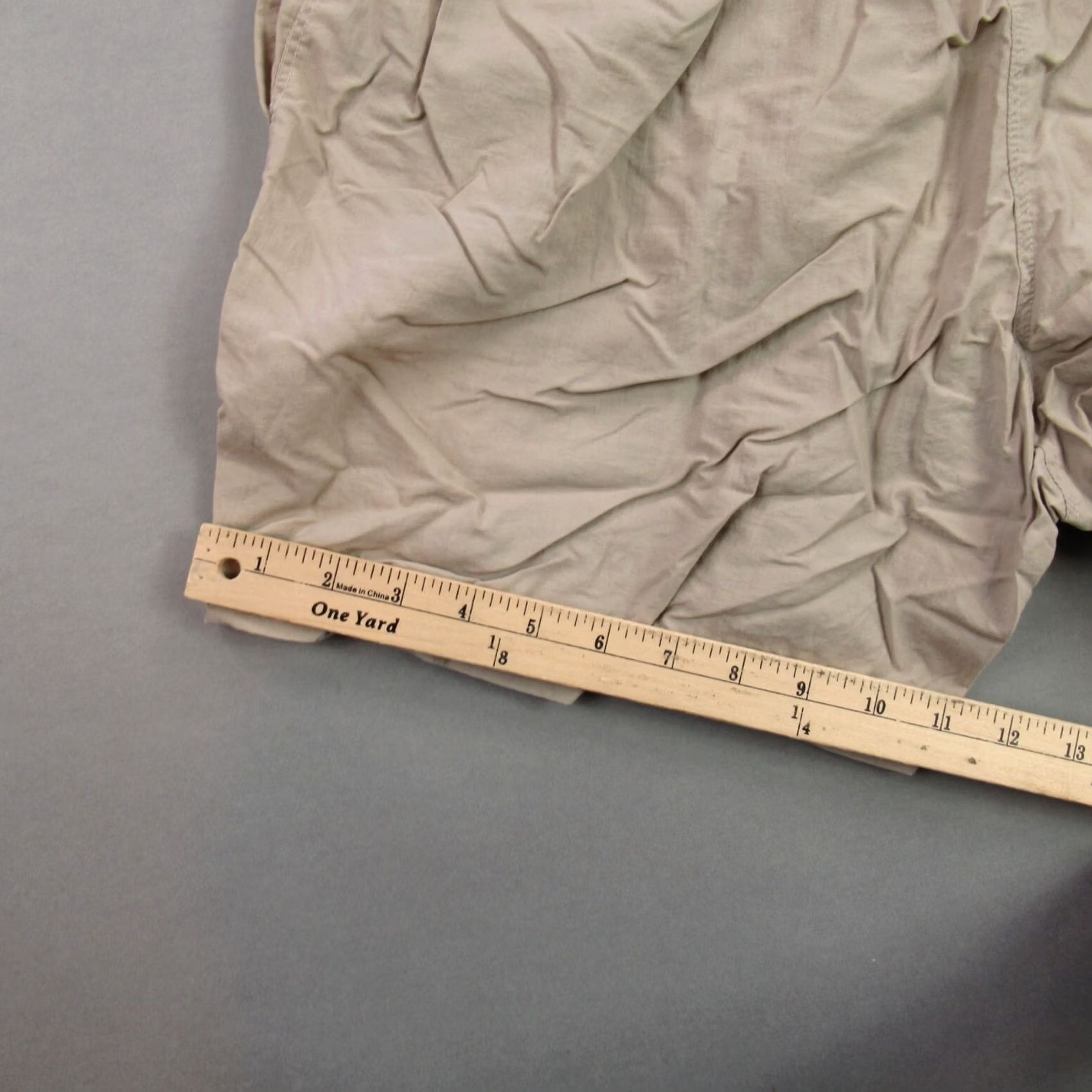 The North Face The North Face Shorts Womens XL Lightweight Outdoors Stretch Pockets Hiking Camp Beige Size 40" / US 18 - 6 Thumbnail