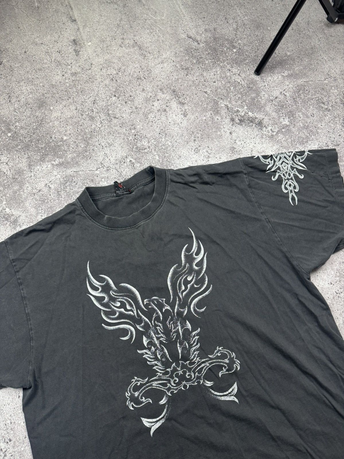 Band Tees Vintage Rock Eagle Y2K Dragon 90’s single stitch te t-shirt Size US XL / EU 56 / 4 - 2 Thumbnail